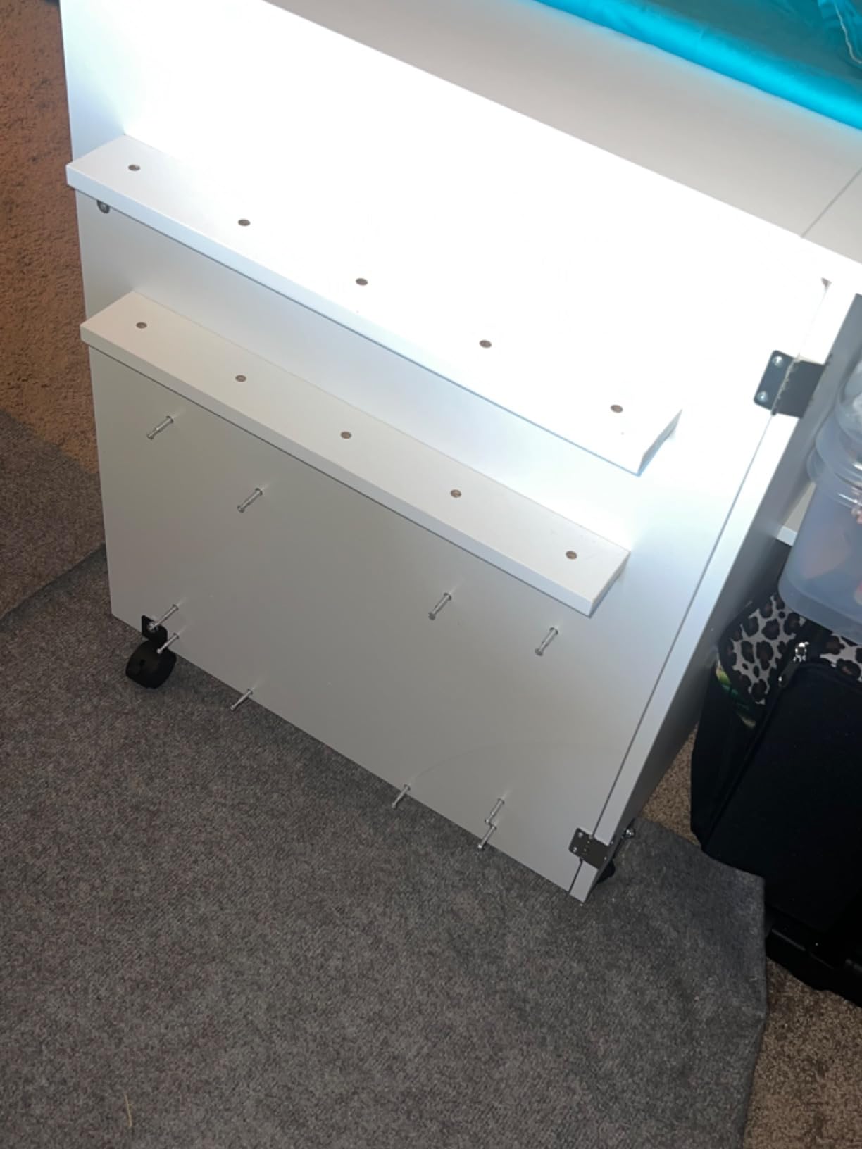 Vividwood Folding Sewing Table, Multipurpose Sewing Machine Table with Compact Design, Wheels, Shelves, Bins, Pegs, Magnetic Locks (White) customer photo 1