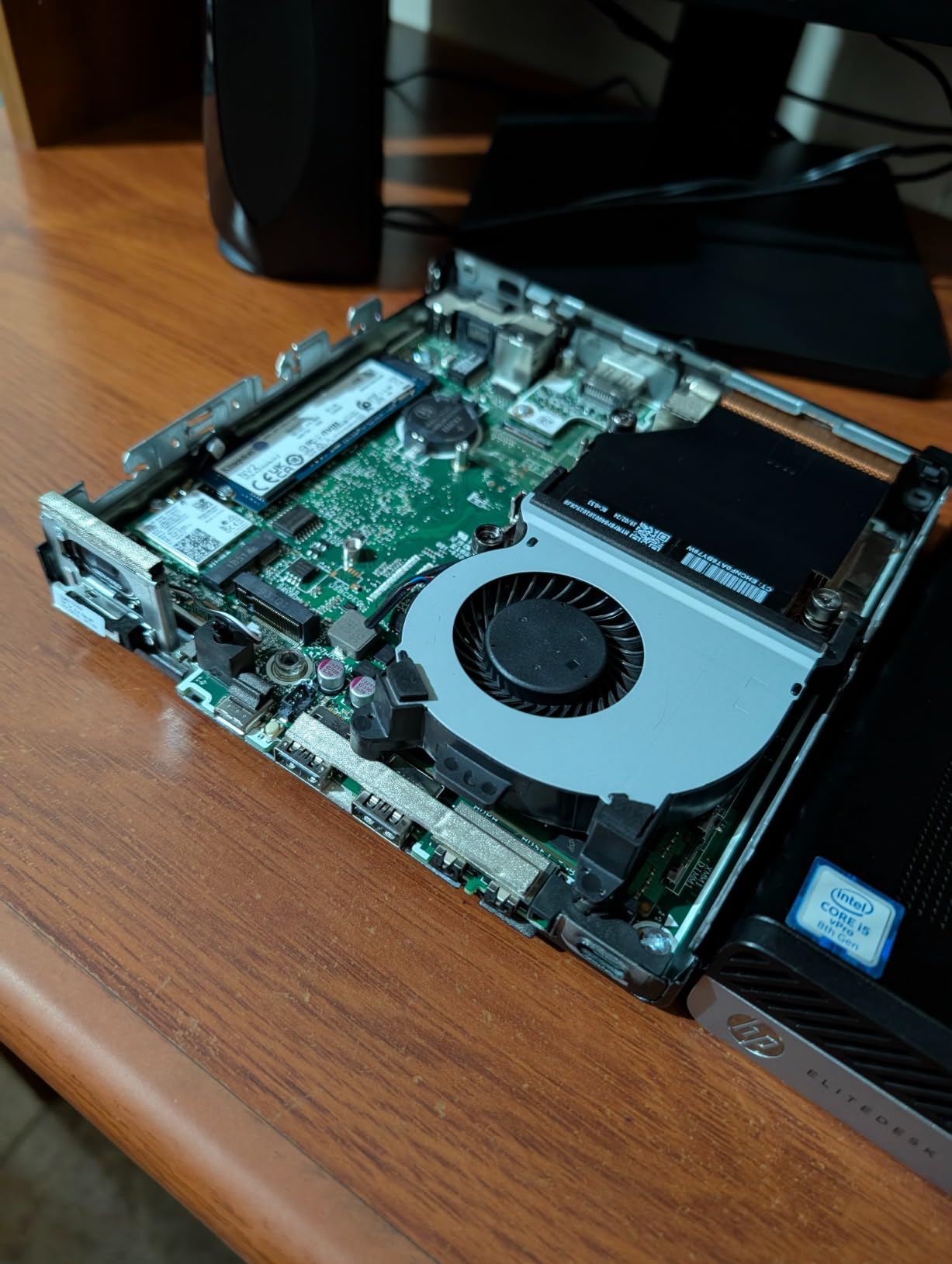 HP EliteDesk 800 G4 Mini Tiny Business PC, Intel Hexa-Core i5-8500T 16GB DDR4 RAM 256GB NVMe SSD Windows 11 (Renewed) customer photo 1