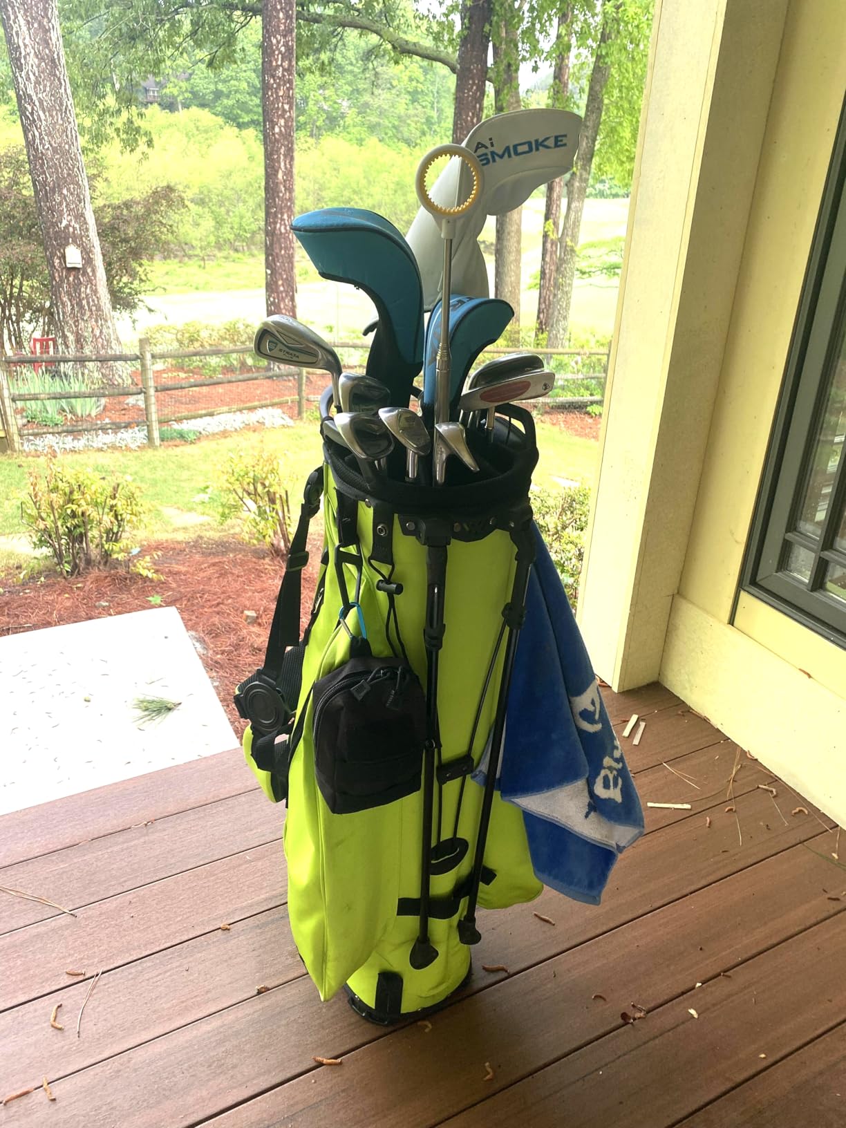 KVV Lightweight Golf Stand Bag with 7 Way Full-Length Dividers, 5 Zippered Pockets, Automatically Adjustable Dual Straps, Elegant Design customer photo 1