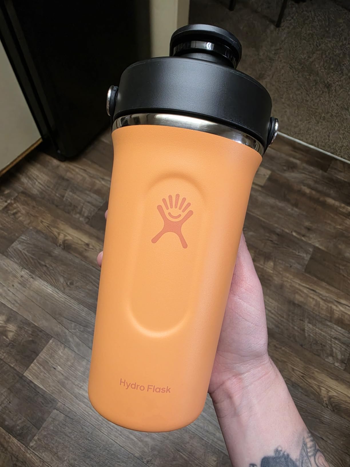 Hydro Flask 24 Oz Shaker Bottle - Insulated Stainless Steel Gym Bottle (Dew) customer photo 2