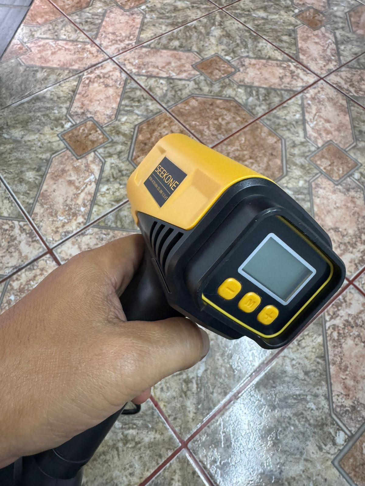 SEEKONE 1800W Heat Gun with LCD Digital Display Compact Design Hot Air Gun Variable Temperature Control 122F-1202F（50C- 650C）with Memory Function and 4 Nozzles for Crafts, Vinyl Wrap, Shrink Tubing customer photo 1