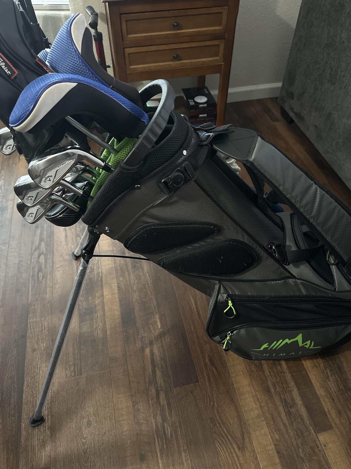 uniHimal 14 Way Dividers Golf Stand Bag Lightweight, Golf Bag for Men Women with Multiple Pockets, Dual Strap and Rain Cover Hood customer photo 1