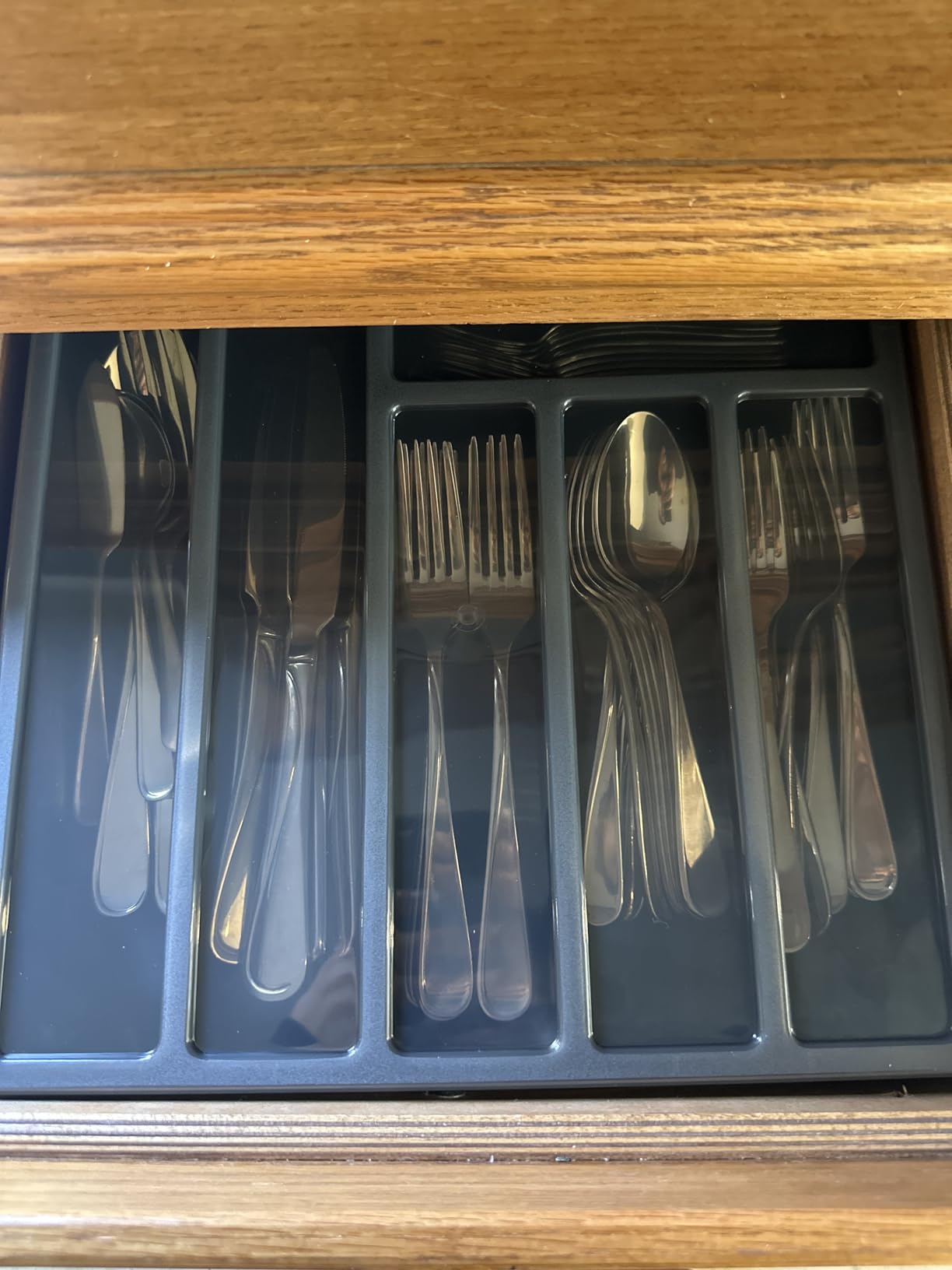 Lifewit Silverware Organizer with Lid, Covered Utensil Tray for Kitchen Drawer and Countertop, Plastic Cutlery and Flatware Storage Box for Spoons Forks Knives Holder Case, 12.6x11.8