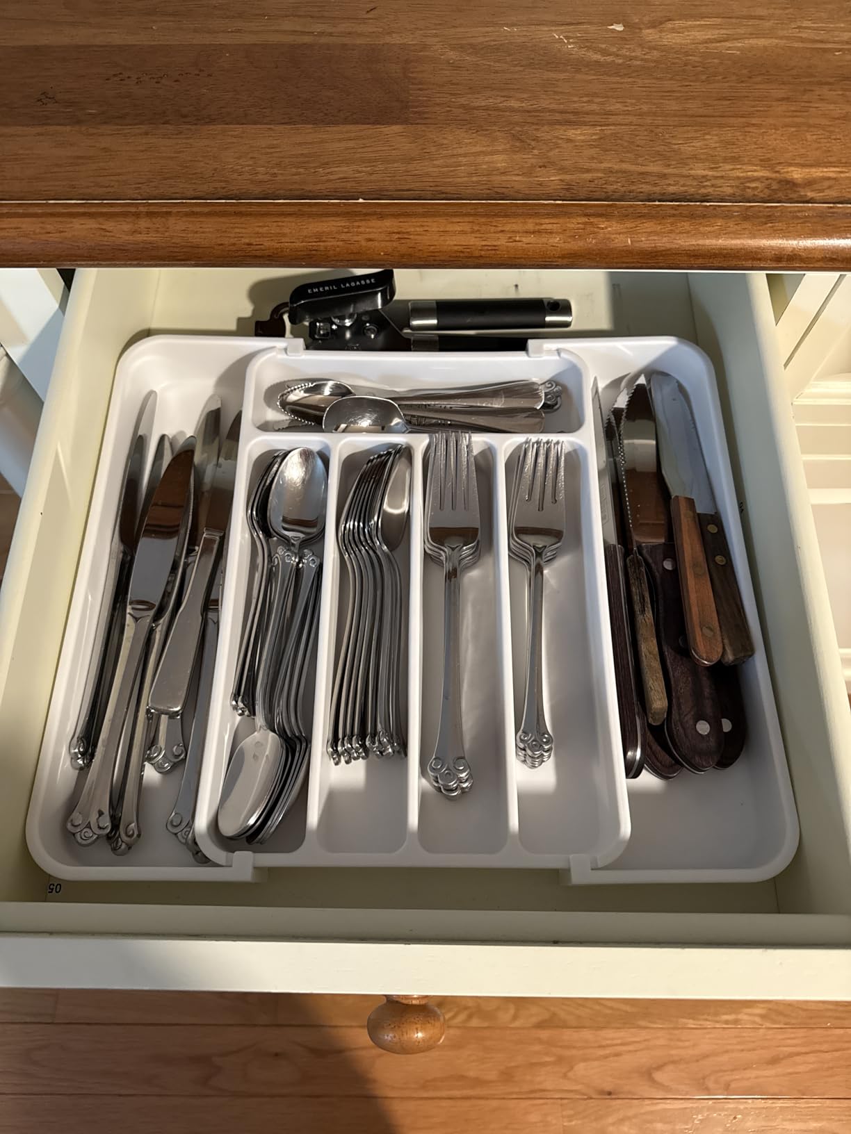 Aujen Silverware Organizer - Expandable Kitchen Drawer Organizer, Adjustable Utensil Organizer, Cutlery Tray for Forks, Knives, Multipurpose Kitchen Organizers and Storage Solution, Black, Medium customer photo 1