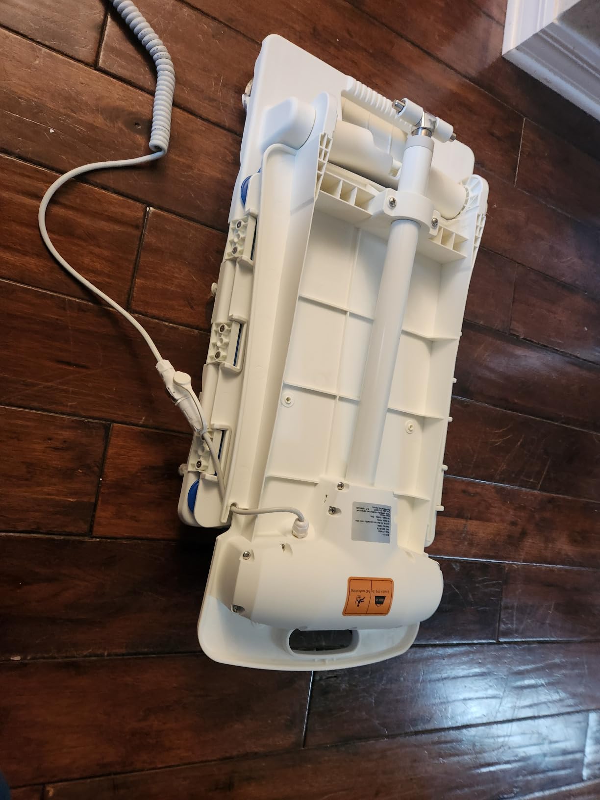VOCIC Lightweight Electric Chair Lift, Lift Elderly from Floor, Remote Control Floor Lift, Fall Assist Devices, 23 LBS, Support Up to 300 LBS, Waterproof Suction Cups, AX07 customer photo 2