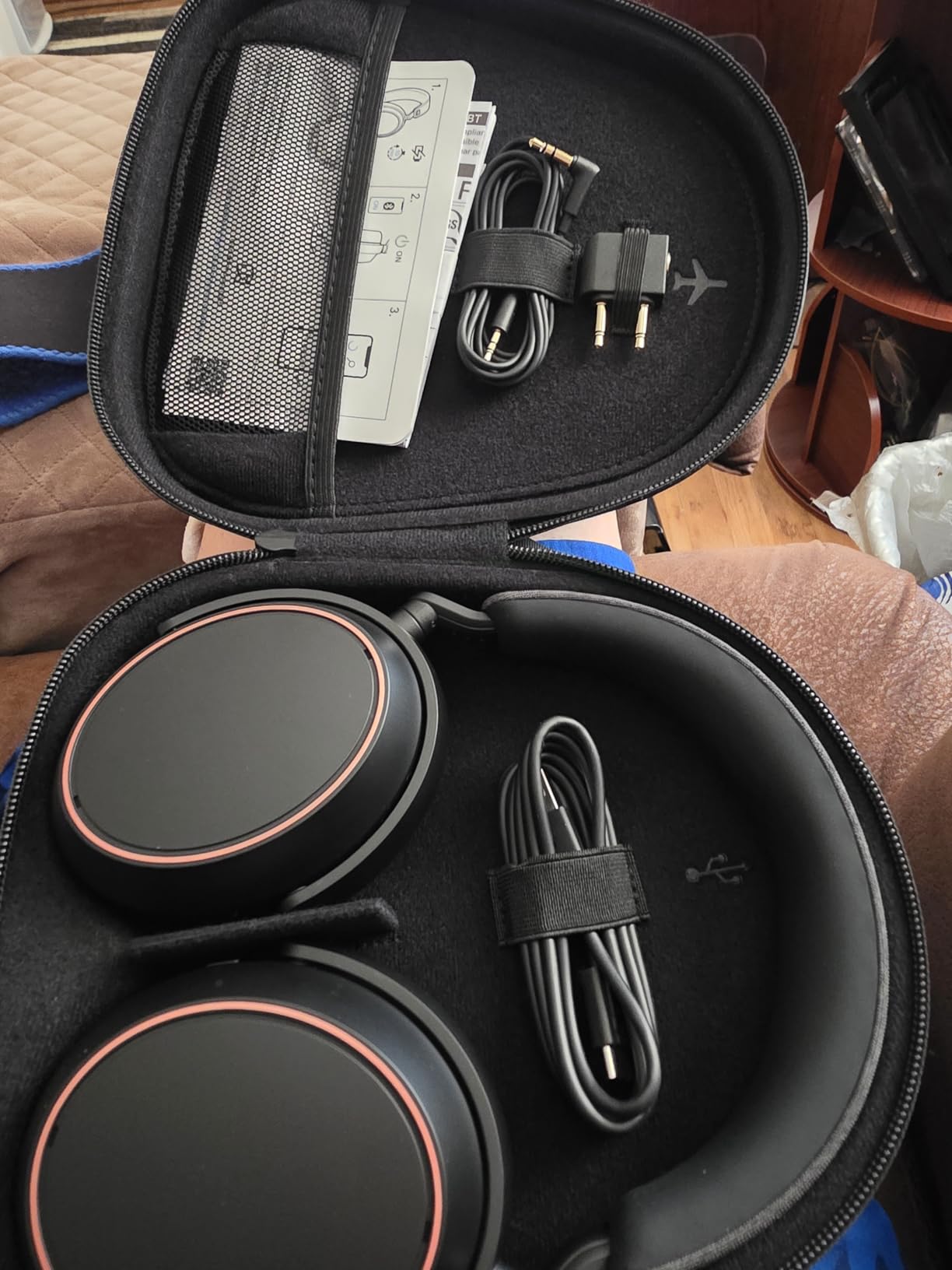 Sennheiser MOMENTUM 4 Wireless Over-Ear Headphones - Bluetooth Headset for Clear Calls with Adaptive Noise Cancellation, Up to 60HR Playtime, Folding Design, Graphite customer photo 2