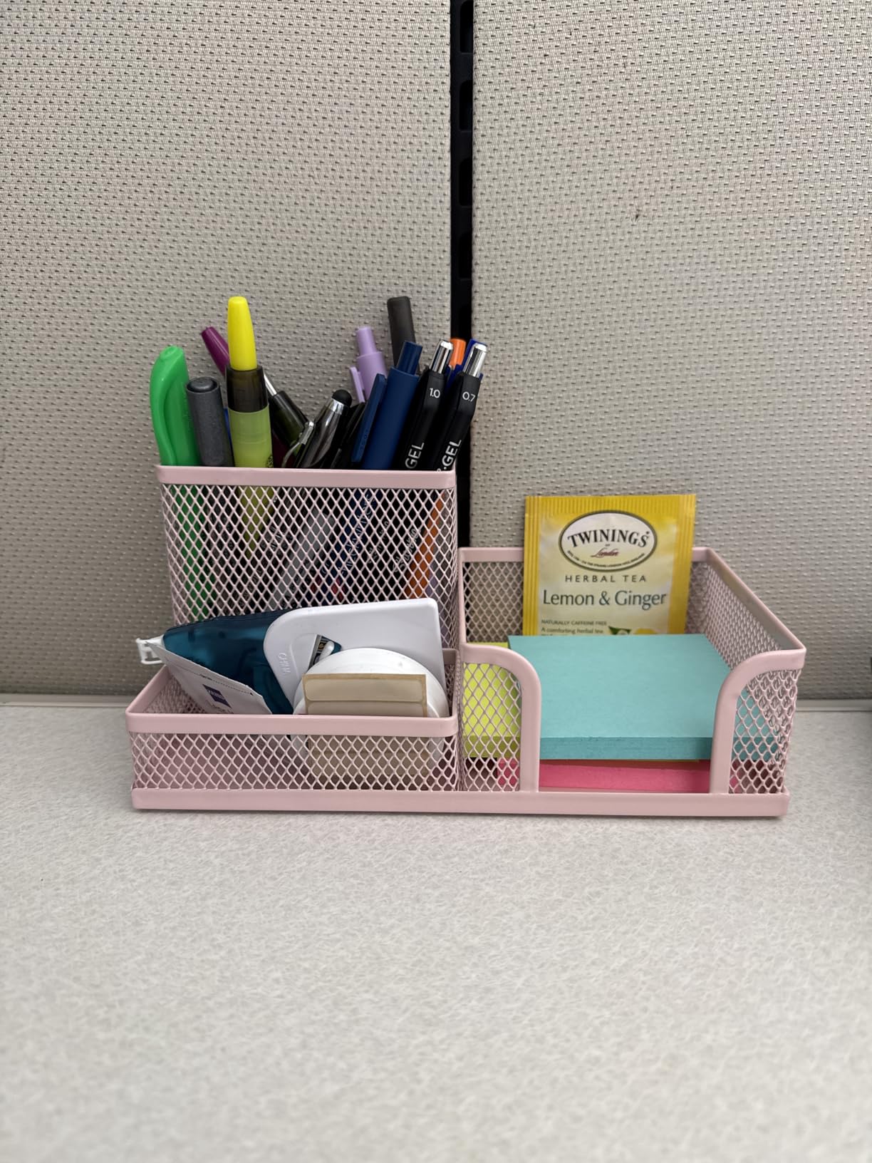 M&G Mesh Pen Holder Desk Organizers Pencil Holder for Desk Black, 3 Compartments Metal Office Supply Organizer with Sticky Notes Holder for School Home Office customer photo 2