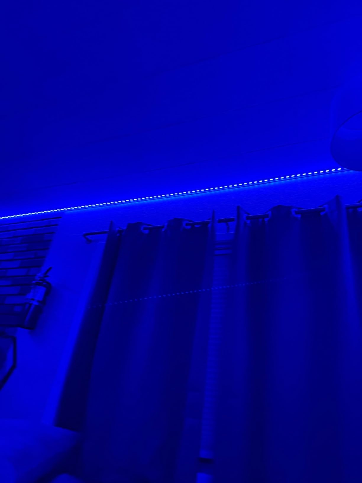Lepro S1 AI LED Strip Lights for Bedroom - 32.8ft Smart RGB Light Strips with IC and Rainbow Chasing Effects, Color Segment DIY, Personalized AI Lighting Designer, No Remote, 2.4G Wi-Fi & Bluetooth customer photo 1