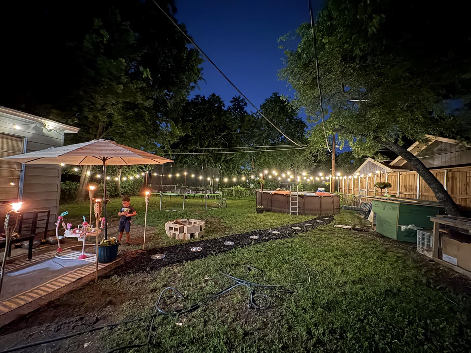 Tenmiro 200FT Outdoor String Lights, Ultra Long LED Patio Lights with Shatterproof High Brightness S11 Edison Bulbs, Outside Hanging Light Waterproof for Backyard Deck Porch Party Decor 2700K customer photo 1