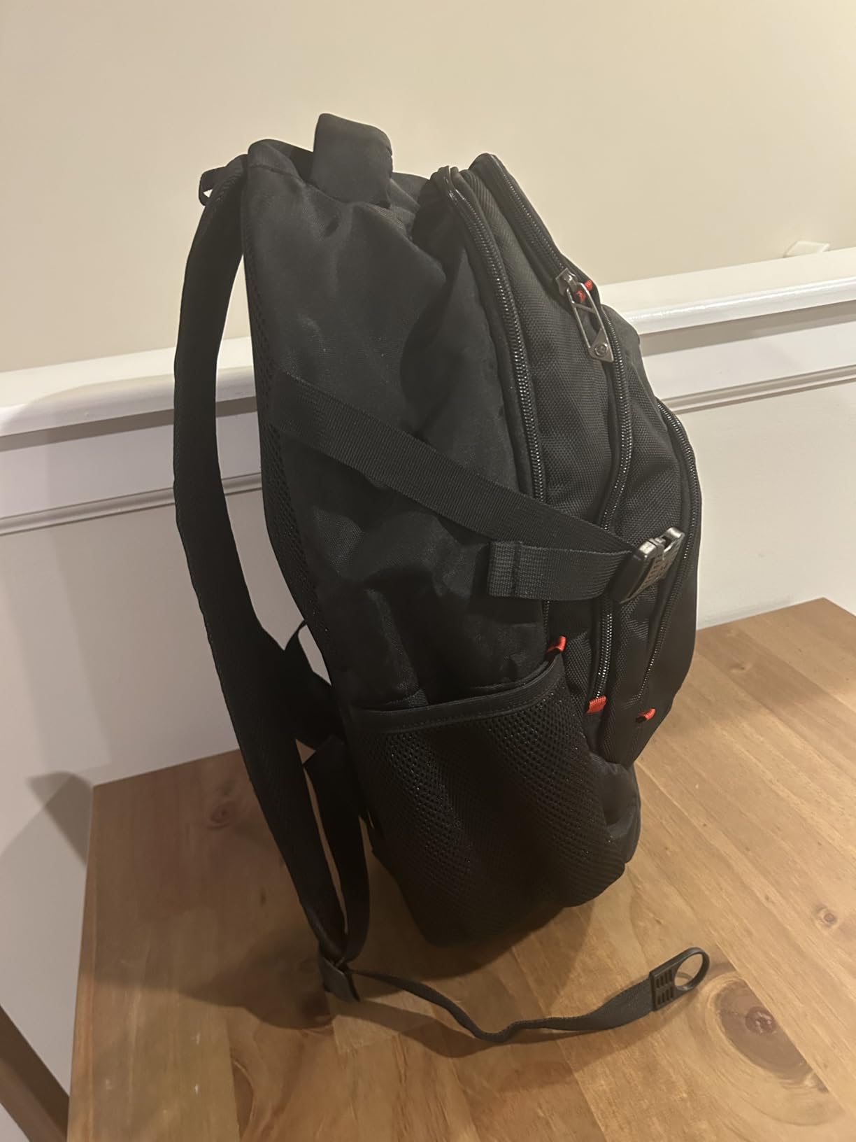 Swissdigital Design Laptop Backpack with USB Charging Port, Travel Backpack Fits 15.6 inches Computer, 31L College School Backpack for Men, Blue/Black | SD803-12 customer photo 2