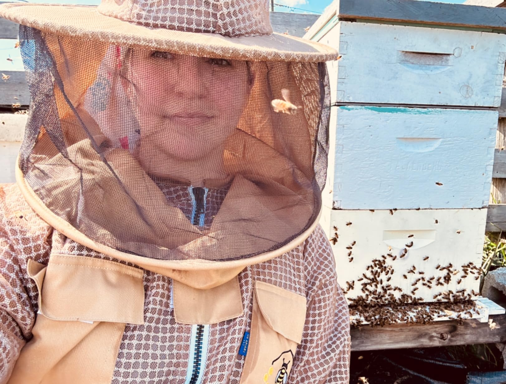3 Layer Bee Suit with Fencing Veil and Round Veil One Pair Gloves Sting Proof Ventilated Beekeeping Suit, 2 Veils customer photo 2