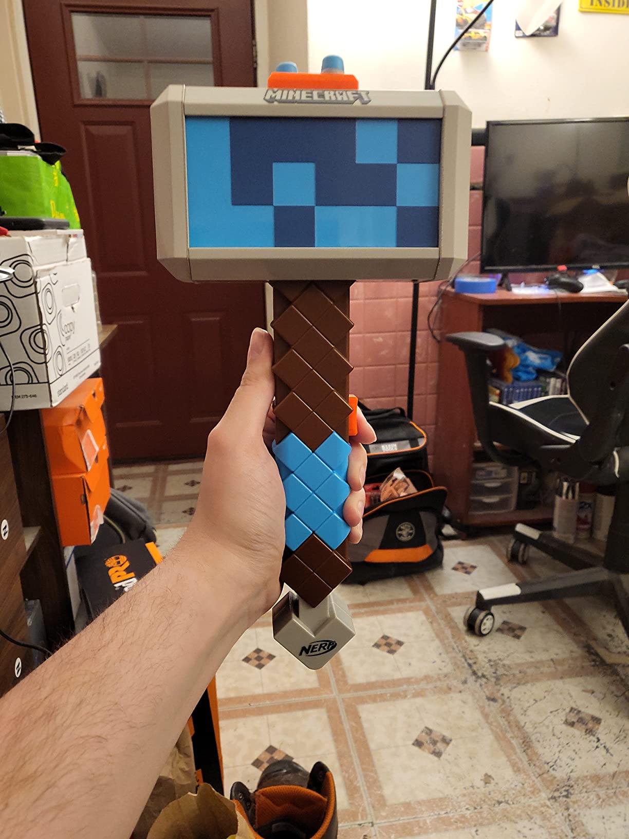 Nerf Minecraft Pillager's Crossbow Dart Blaster, 6 N1 Darts Compatible Only with N1 Dart Blasters, 6 Dart Capacity, Ages 8+ customer photo 2