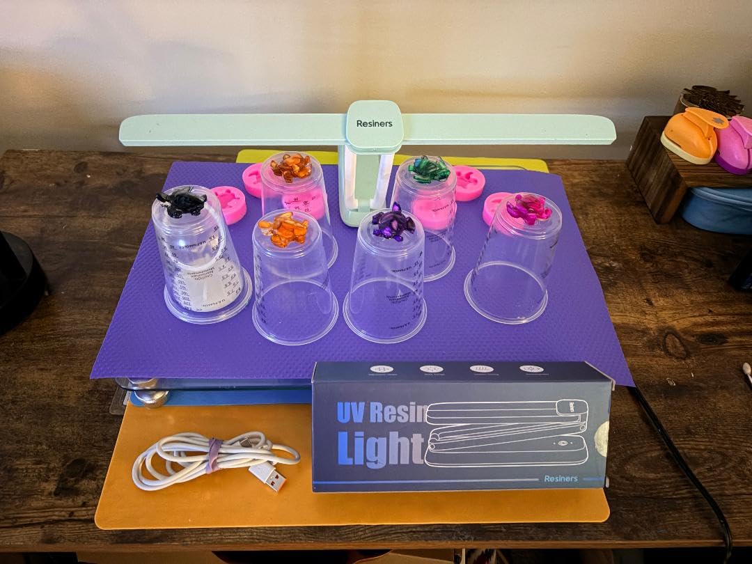 Resiners UV Light for Resin Curing, UV Resin Light, Wireless & Rechargeable UV Lamp, 3-in-1 Uses, Foldable Blacklight Ultraviolet LED, Craft Supplies Tools for Resin Molds, Jewelry Making, DIY Decor customer photo 1