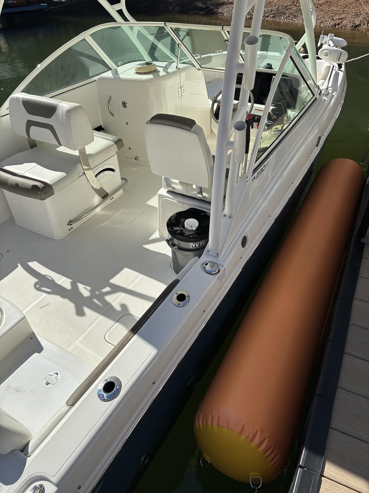 AWEMUFA Inflatable Boat Bumper for Docking, 6FT/10FT Inflatable Boat Fender with 110-120v Electric Air Pump, Large Dock Bumper Heavy Duty Pontoon Bumper for Bass Boat, Fishing Boat, Jet Ski, Yacht customer photo 1