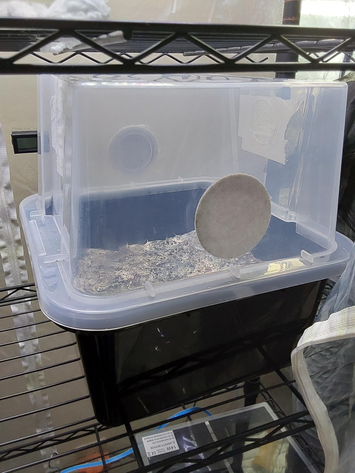 Grower's Select 28Q Cube Mushroom Monotub Fruiting Chambers with Filter Disks and Liners (2 Pack) customer photo 2