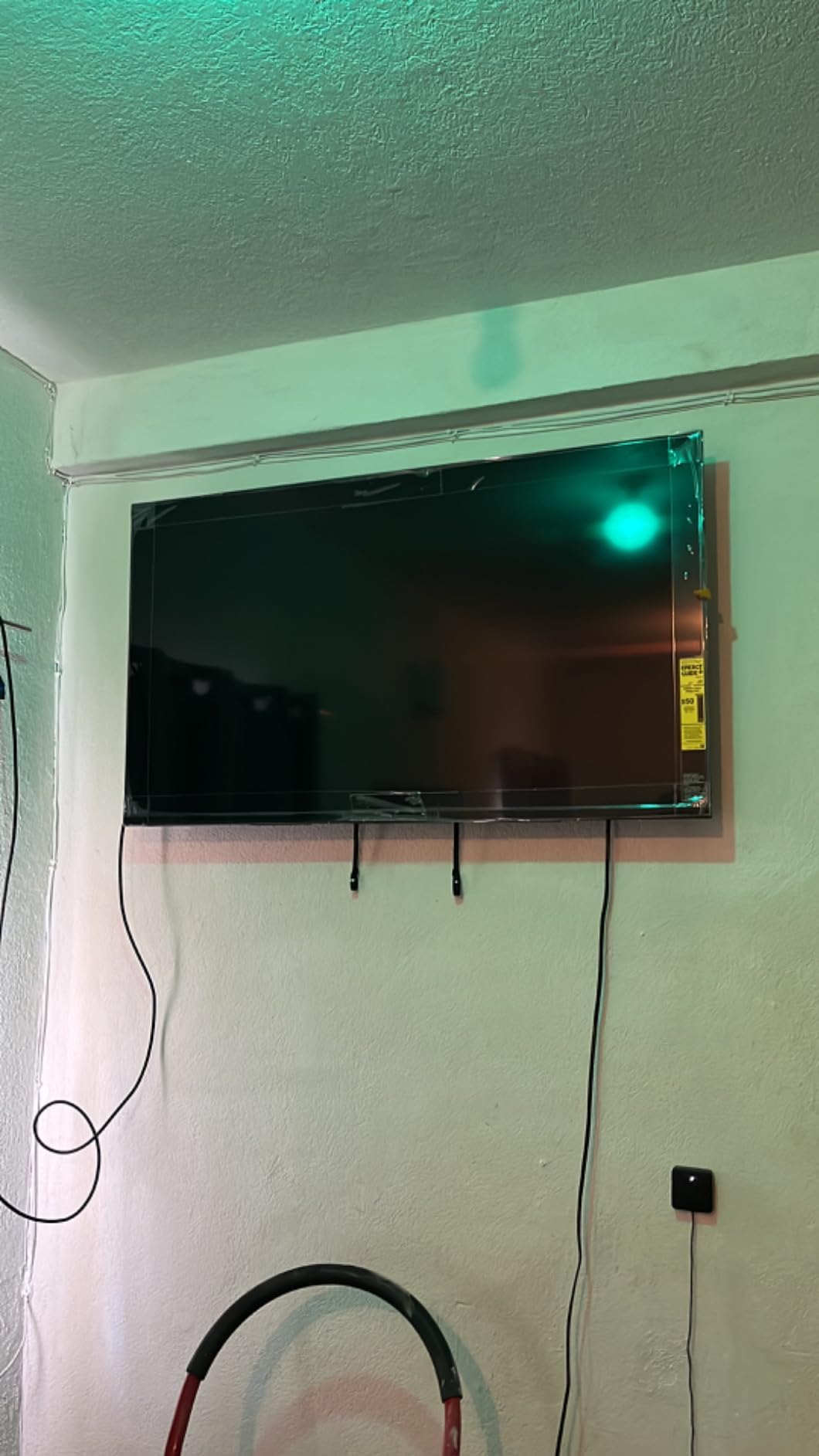 75-Inch Class 4K Ultra HD BRAVIA 3 LED Smart TV with Google TV, Dolby Vision HDR, and Exclusive Features for PlayStation 5 (K-75S30) customer photo 1