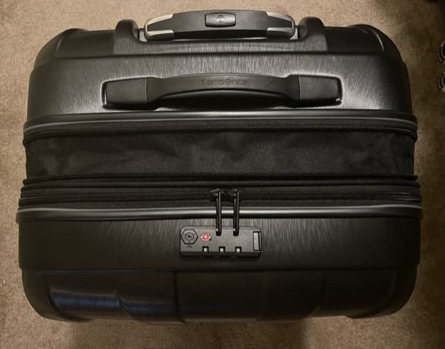 Samsonite Centric 2 Hardside Expandable Luggage with Spinner Wheels, 2-Piece Set (20/28), Caribbean Blue customer photo 2