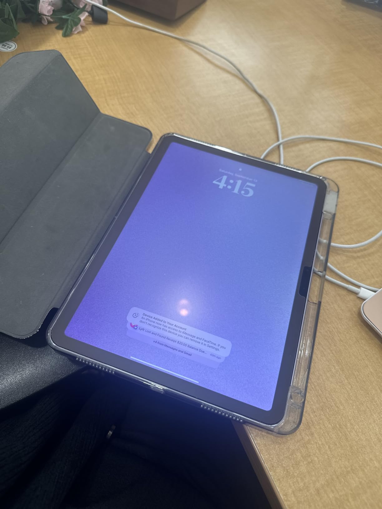 iPad Air 11-inch (M2): Built for Apple Intelligence, Liquid Retina Display, 512GB, 12MP Front/Back Camera, Wi-Fi 6E, Touch ID, All-Day Battery Life - Space Gray customer photo 1