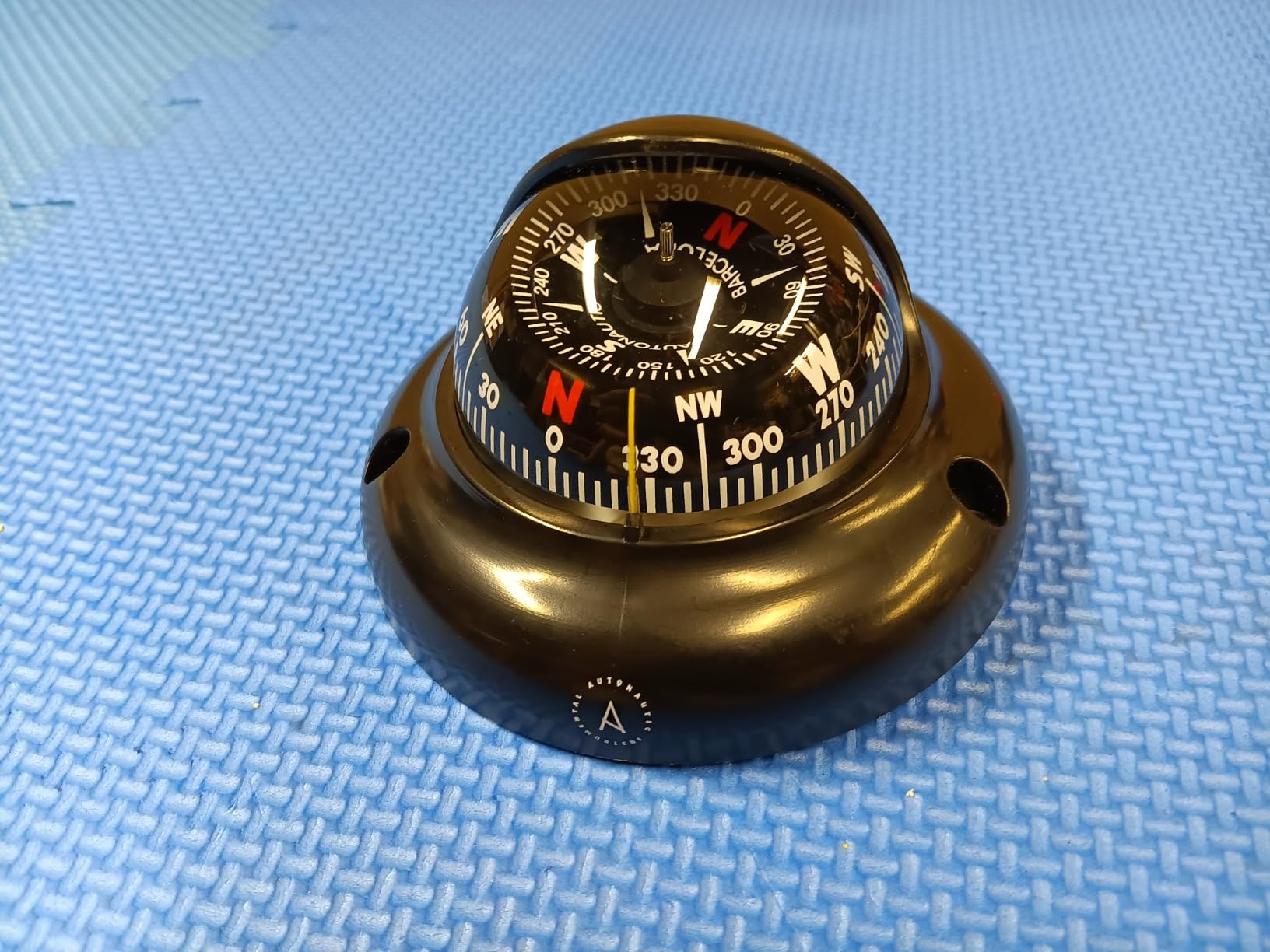 Autonautic Surface Mount Compass - Suited for use in a Rib or Dinghy customer photo 3