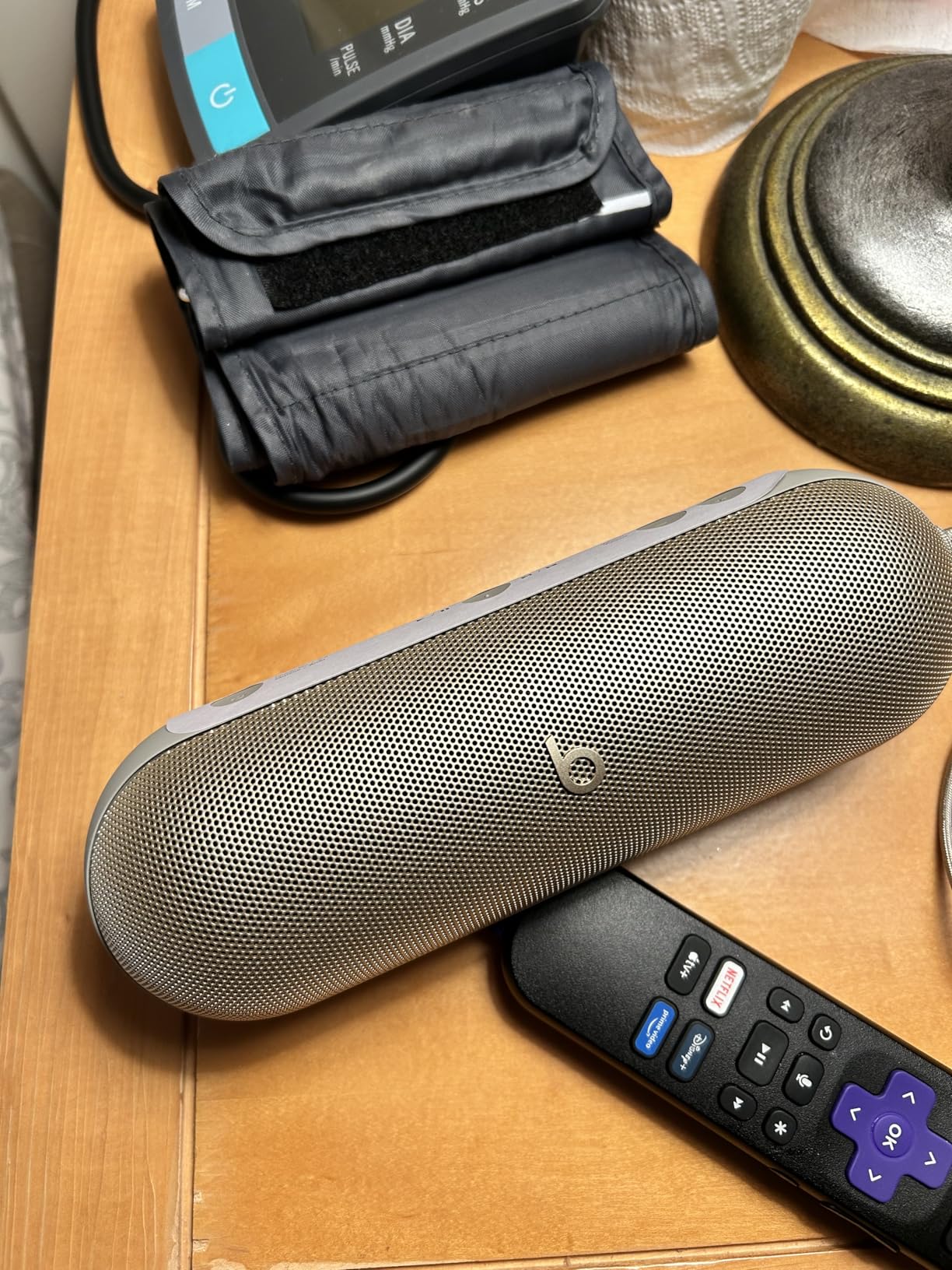 Beats Pill - Portable Bluetooth Speaker - Up to 24H Battery Life, Water Resistant, Bluetooth, Apple & Android Compatible customer photo 2