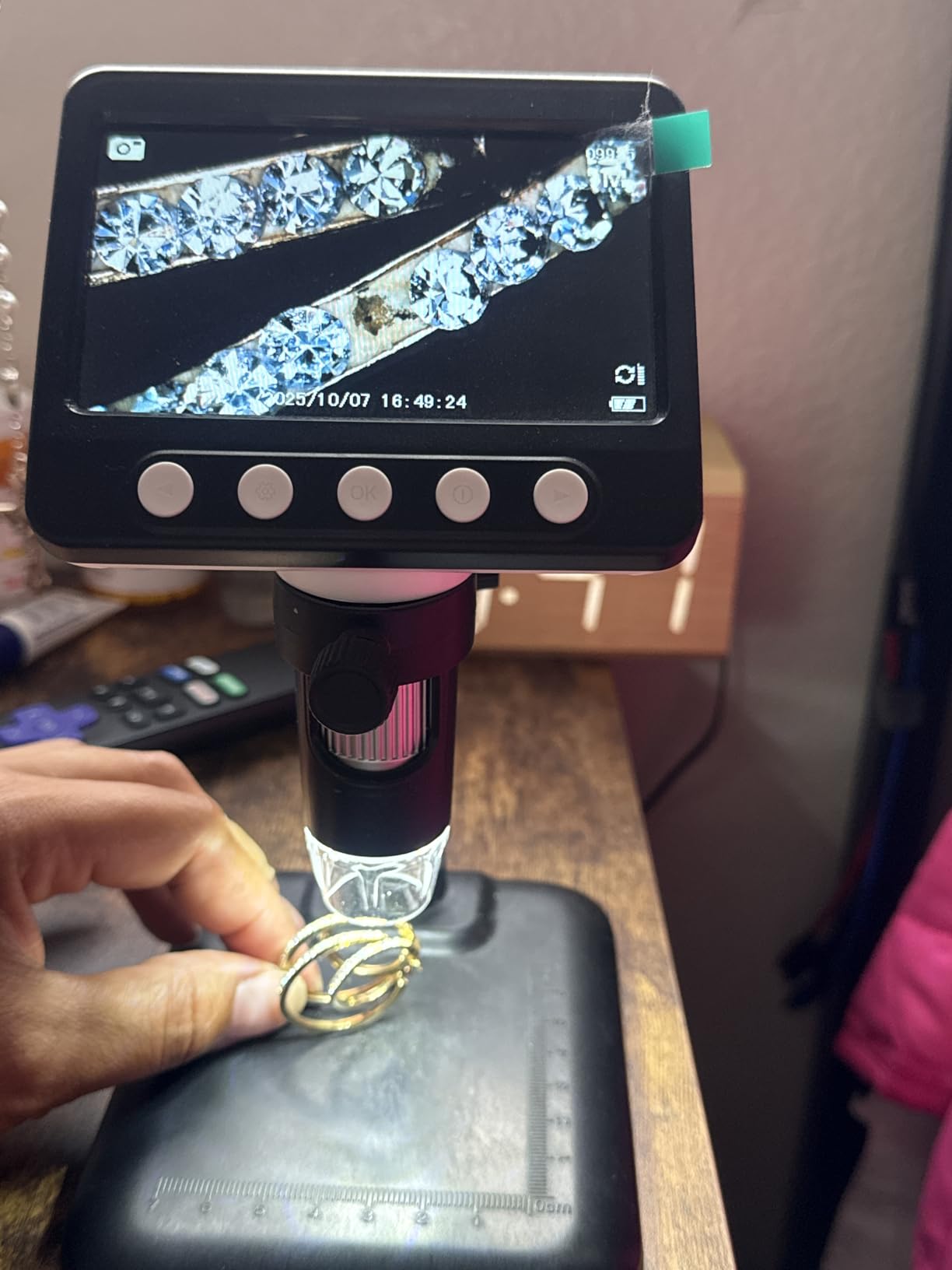 Coin Microscope, 4.3