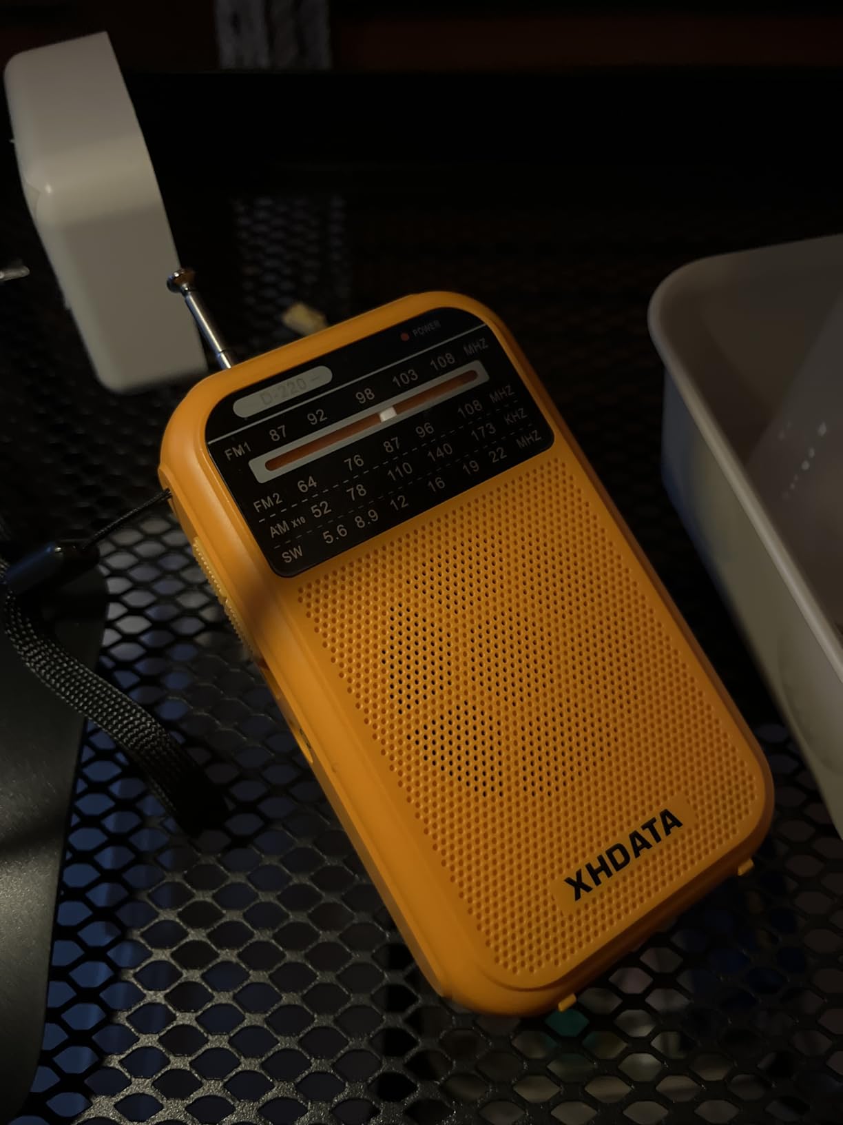 XHDATA D220 Portable Radio AM FM SW Shortwave Receiver Pocket Radios, 2AA Battery Operated Transistor Radio with Excellent Reception for Gift, Family, Elder (Orange) customer photo 2