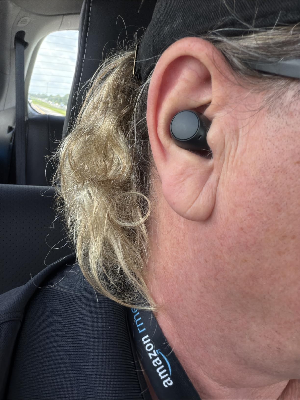 Sony WF-C510 Truly Wireless in-Ear Bluetooth Earbud Headphones with up to 22-Hour Battery, Multipoint-Connection, Mic and IPX4 Water Resistance, White customer photo 1