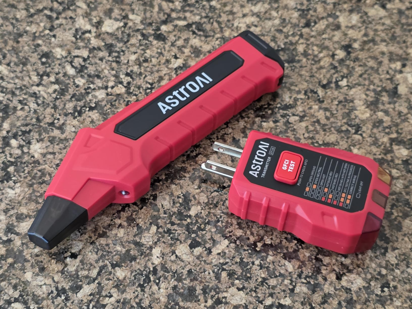 AstroAI Circuit Breaker Finder with GFCI Outlet Tester, Electrical Tester Tool for Home/Workshop Circuit Tracing, Quickly Locates Breakers with Indicators customer photo 2