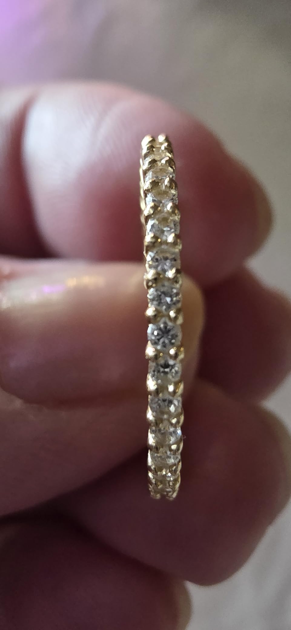 Amazon Essentials IGI Certified Lab Grown Diamond Eternity Band in Solid 14k Gold (VS1-VS2 Clarity, G-H Color) - Eternity Ring - Stackable Rings for Women customer photo 2