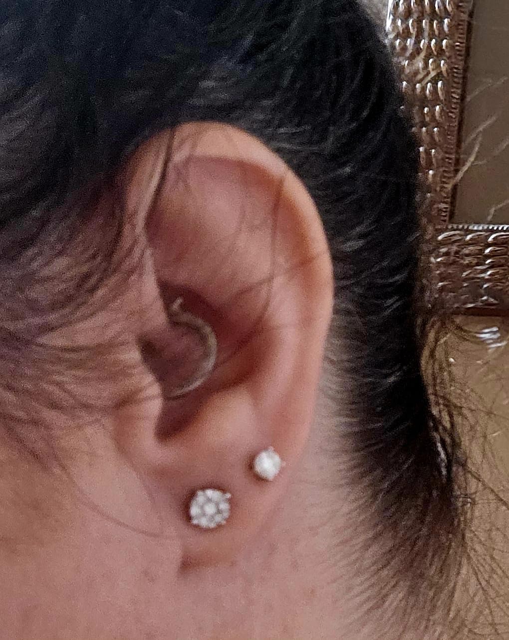 Amazon Essentials 0.25 to 1 Carat IGI Certified Solitaire Lab Grown Diamond Stud 14k Gold 4 Prong Round Cut Earrings (G-H Color VS1-VS2 Clarity) customer photo 2