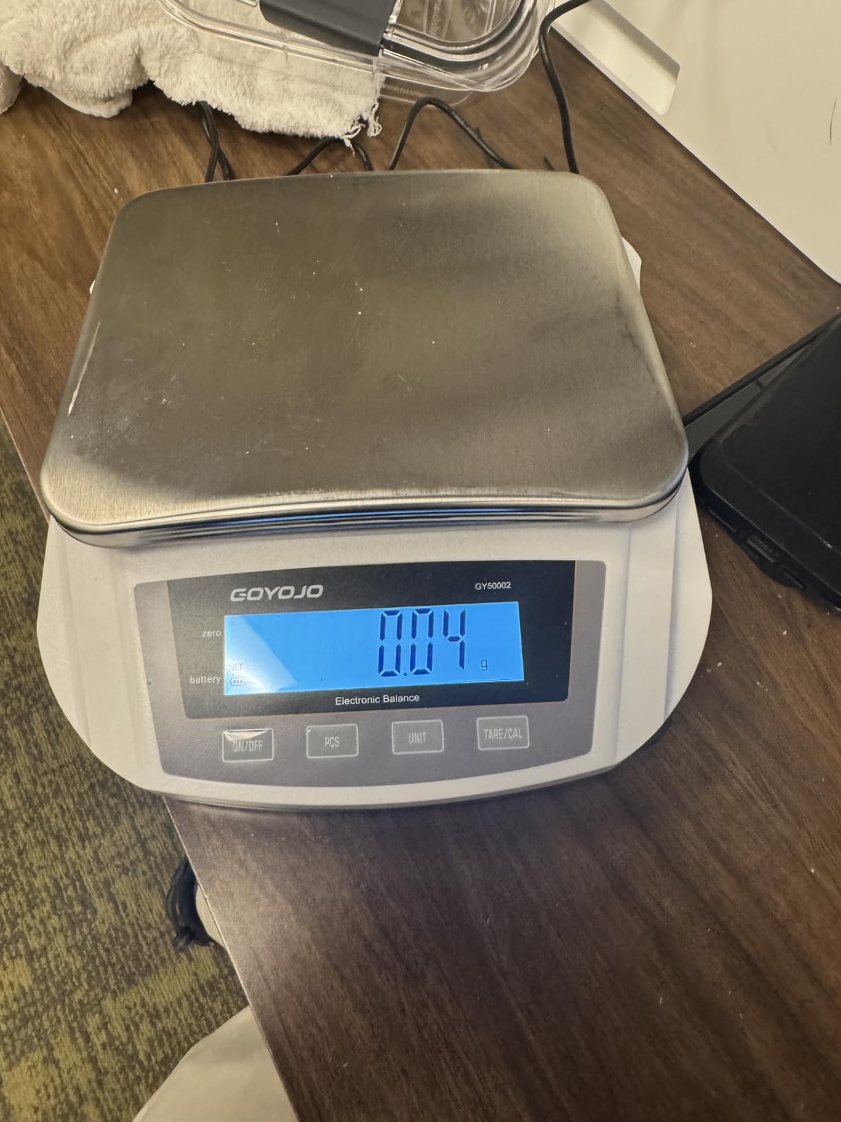 GOYOJO Digital Analytical Balance and Lab Scale, 5000g Capacity, 0.01g Precision, Stainless Steel, Multi-Unit (g/oz/ct/lb) for Jewelry, Kitchen, and Lab customer photo 1