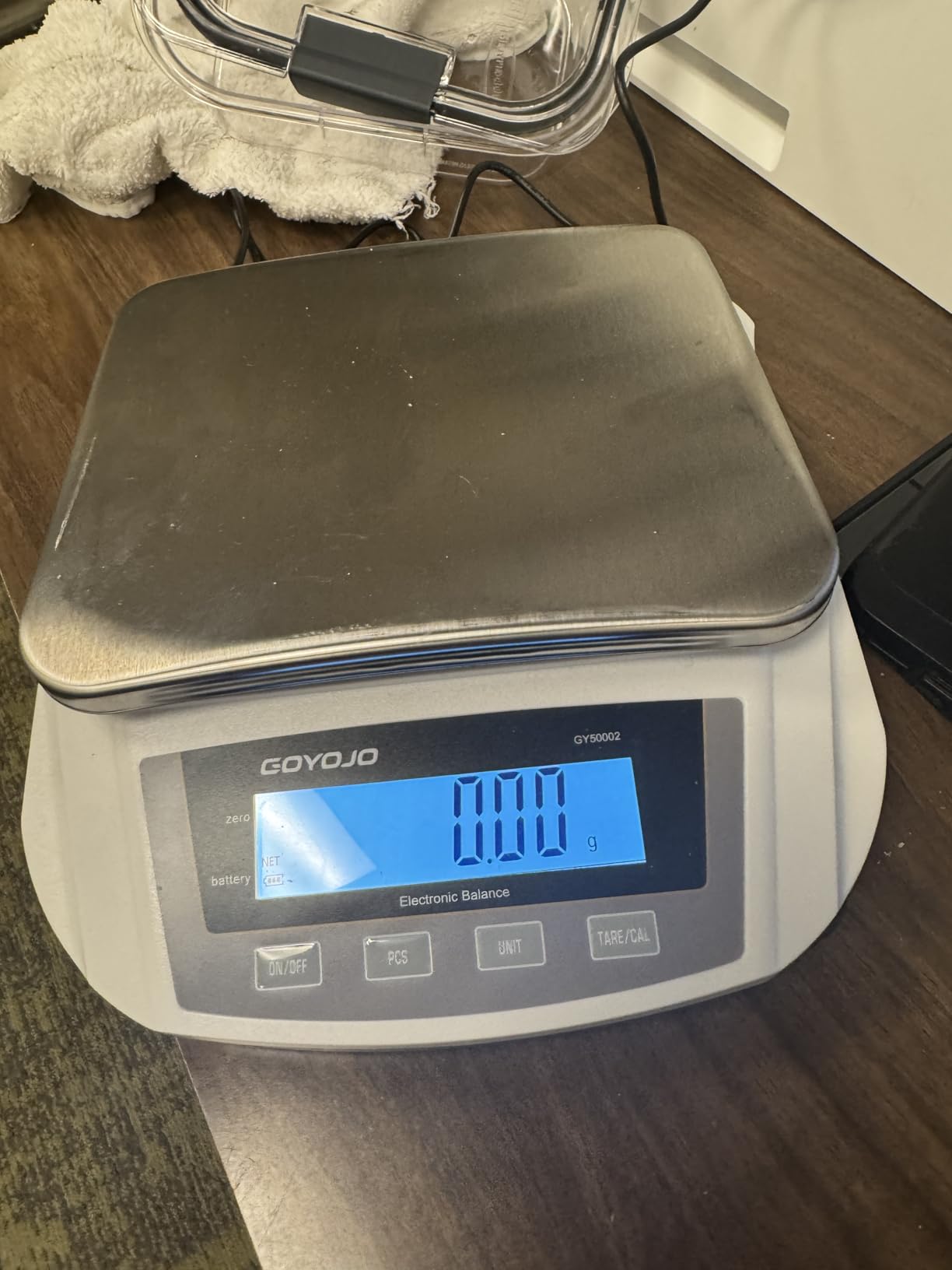 GOYOJO Digital Analytical Balance and Lab Scale, 5000g Capacity, 0.01g Precision, Stainless Steel, Multi-Unit (g/oz/ct/lb) for Jewelry, Kitchen, and Lab customer photo 2