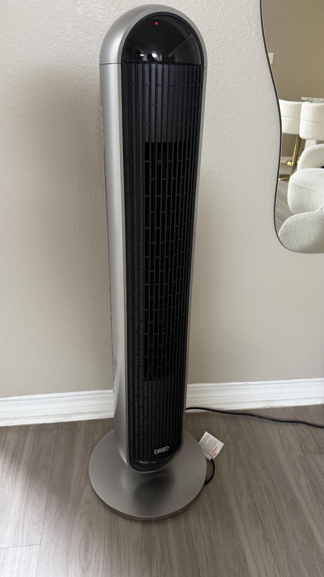 DREO Tower Fan and Heater Combo, 29.2ft/s Standing Fans for Bedroom, 17 Levels, 6 Modes, 120 Oscillation, 42 Inch, 12H Timer, 25dB Quiet, with Remote, for Office, Large Room, Silver customer photo 1