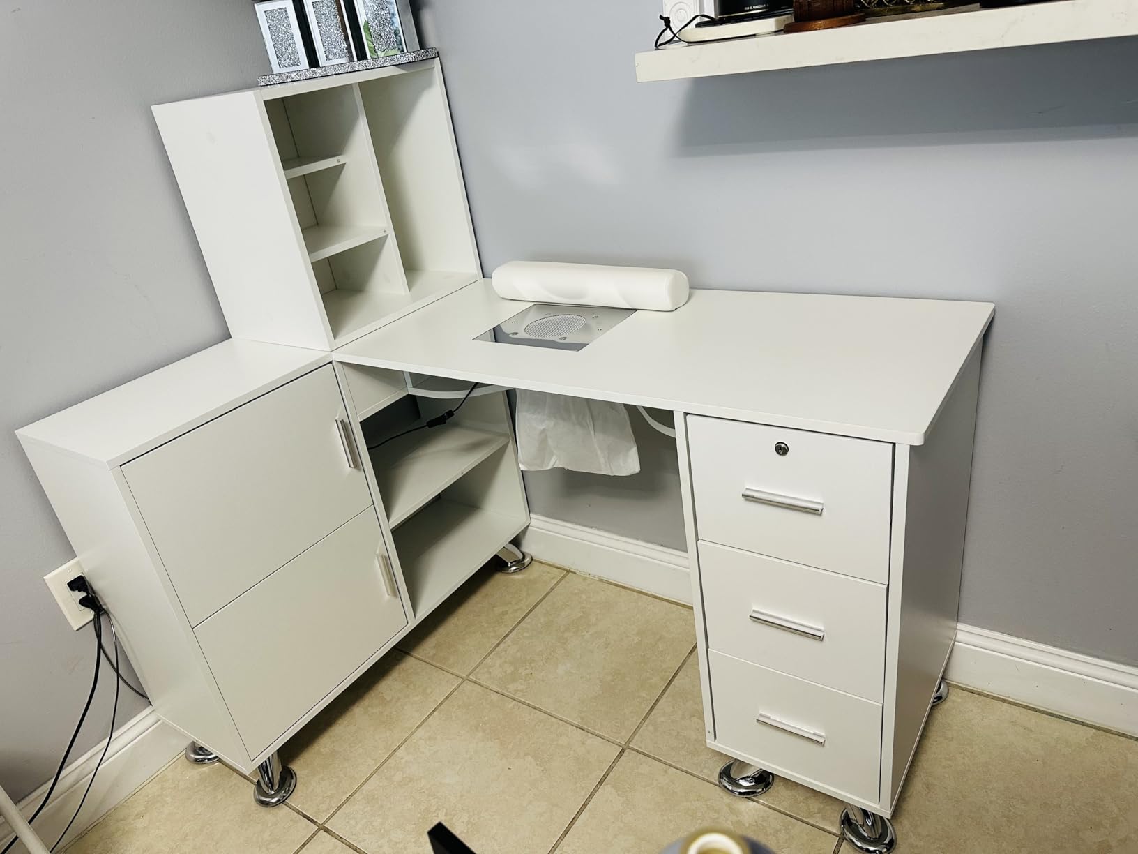 Manicure Table Nail Station w/Dust Collector - L-Shaped Nail Tech Table with Shelves, Storage Cabinets, Drawers, Metal Handles & Legs, Salon Wrist Rest, Beauty Salon Workstation Decor (Black) customer photo 2