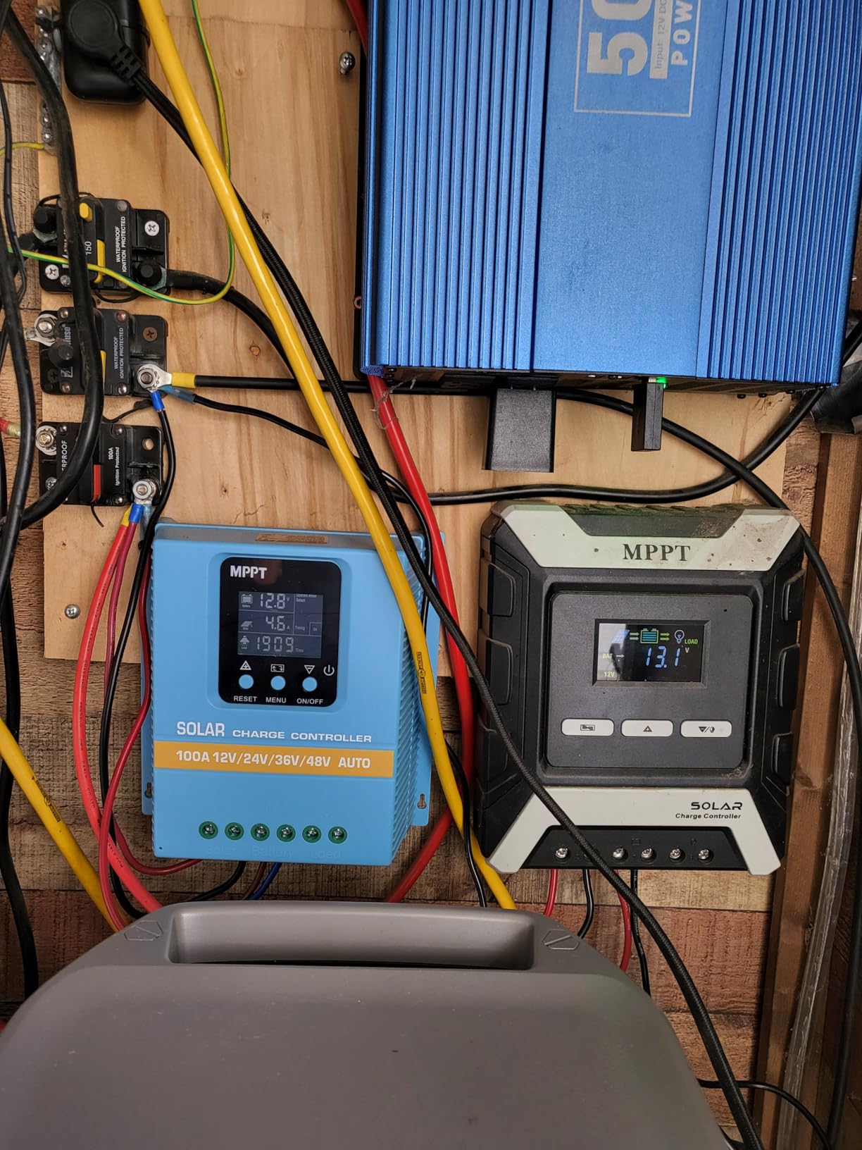 Upgraded 100A MPPT Solar Charge Controller 12V 24V 36V 48V LCD Display Battery Intelligent Regulator Max 100V Input Dual USB for Lead-Acid/Lithium customer photo 1