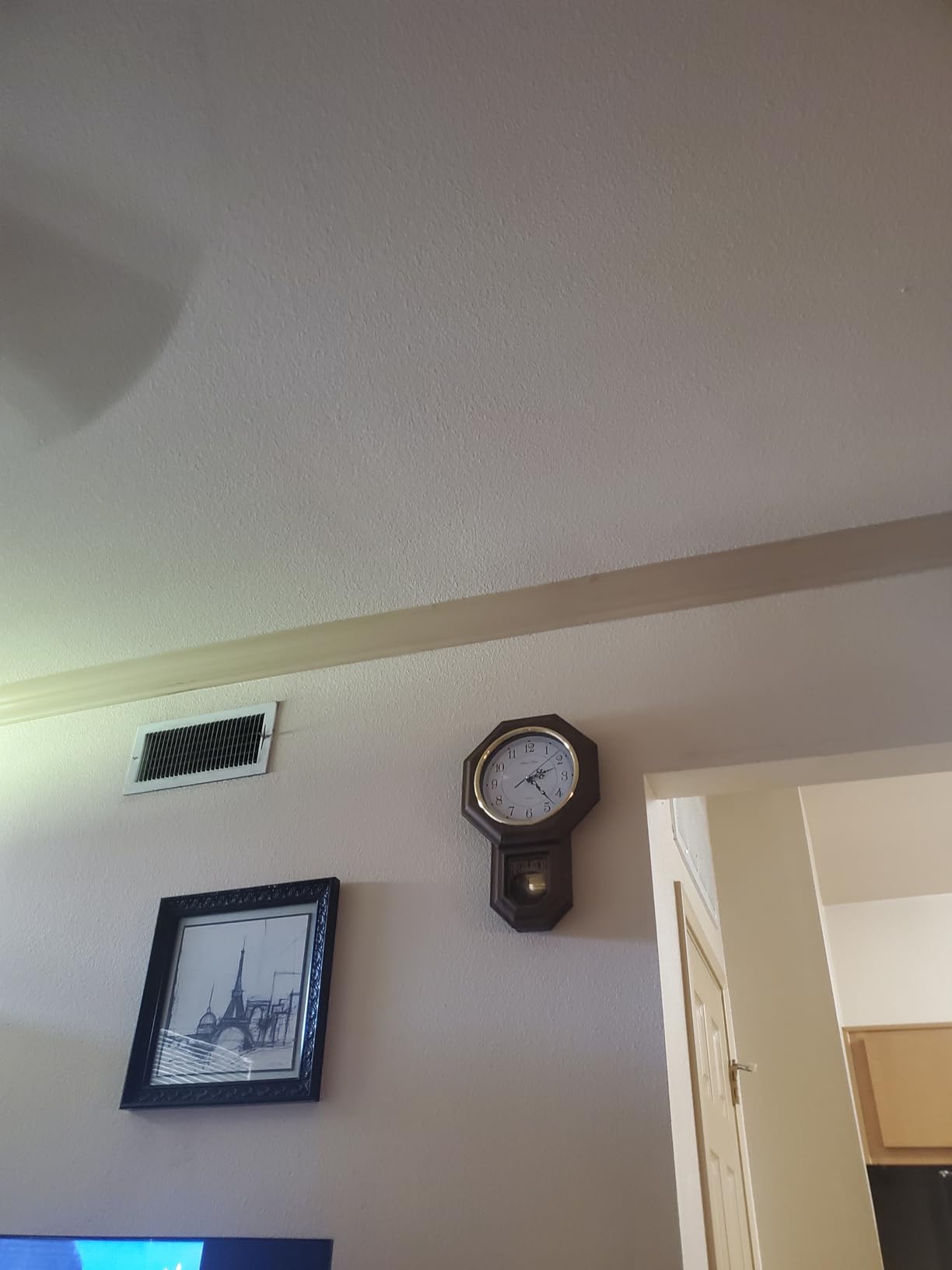 Pendulum Wall Clock Battery Operated, Imitation Wood Plastic Regulator Clock with Pendulum, Vintage Decorative Wall Clocks for Living Room, Farmhouse, Office, Bedroom, Kitchen, Wall Decor customer photo 2