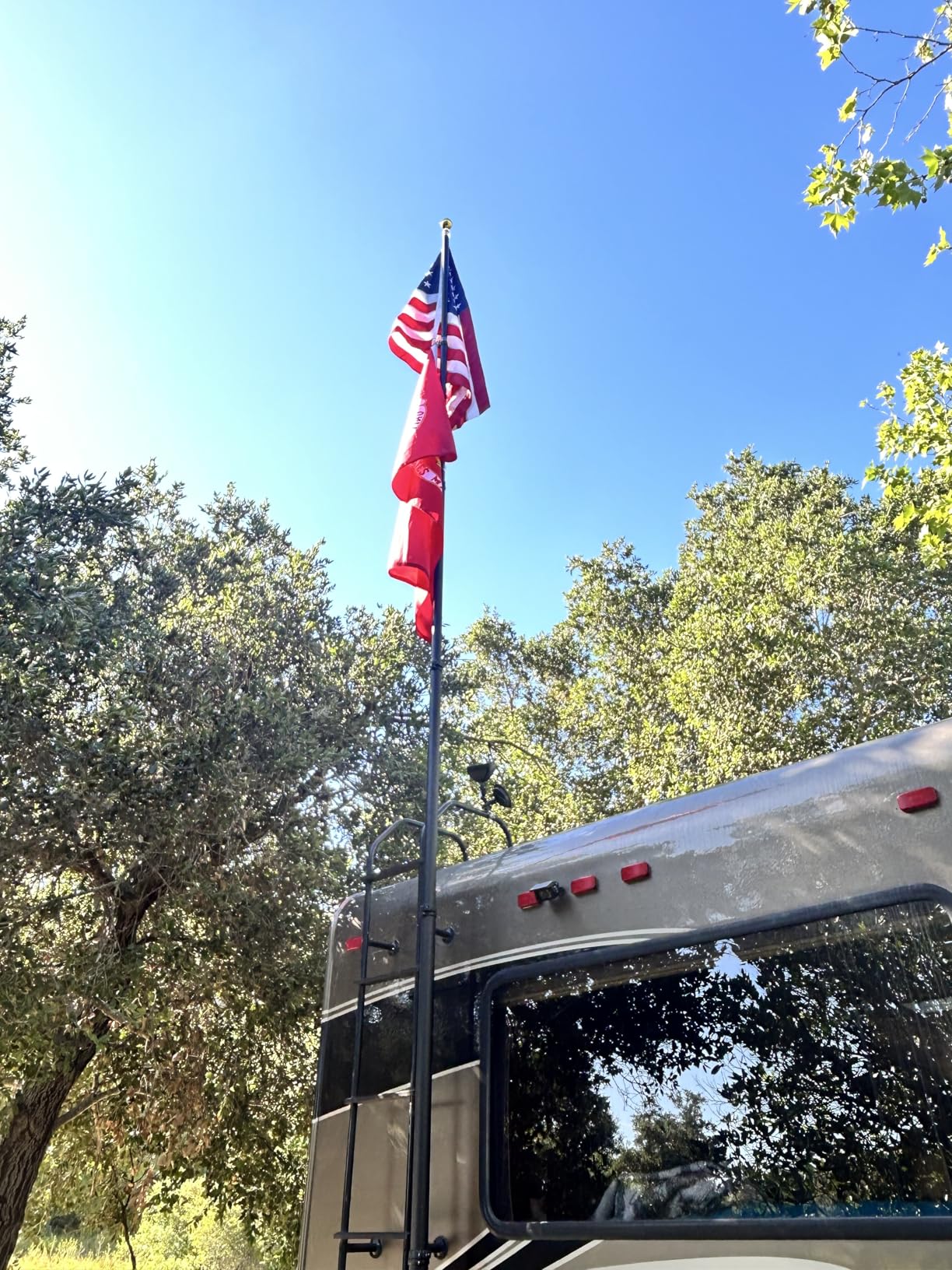 NELXINJO 20ft Telescopic Flag Pole - Extra Thick Outdoor Telescoping Flag Poles with 3x5 American Flag for Residential or Commercial, Black customer photo 1