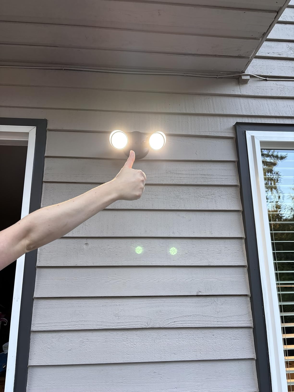 Philips 44W 3500LM LED Security Flood Light Outdoor, Switch Controlled Aluminum Security Light, 2 Adjustable Heads, 5000K Daylight, Wet Location for Patio, Garden, Yard Lights customer photo 2