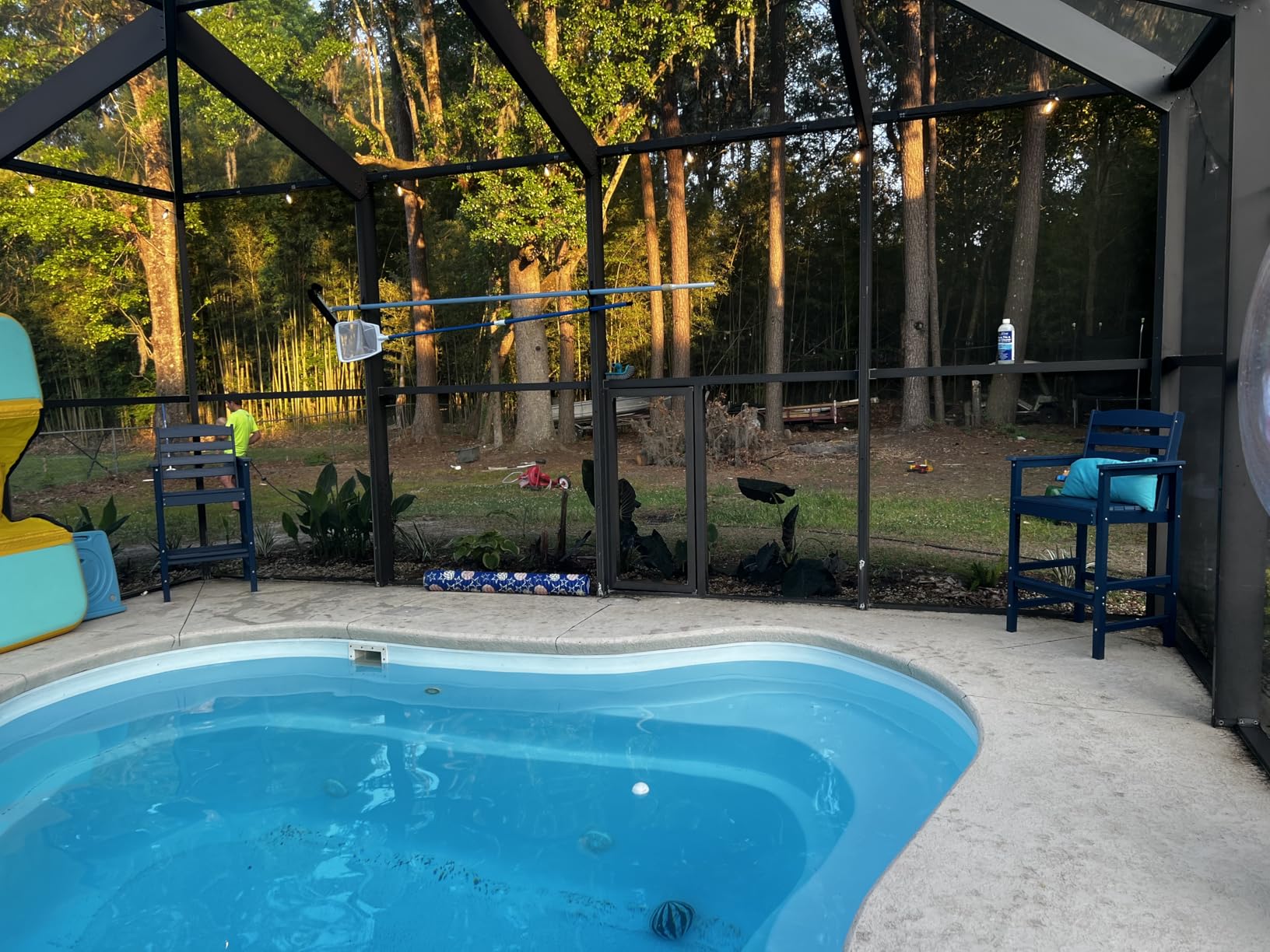 SERWALL Tall Adirondack Chairs Set of 2, Oversize Balcony Adirondack Chairs Set, Outdoor Bar Height Barstools Widened Chair Set for Bistro, Poolside, Garden, Blue customer photo 2
