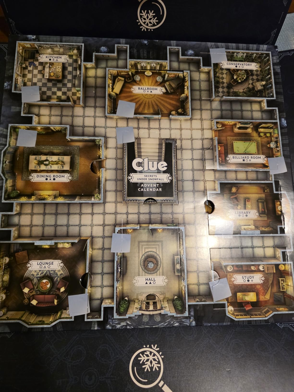 Clue Advent Calendar: Secrets Under Snowfall | 24 Days | Family Mystery Games | with 6 Winter-Themed Tokens and Surprise | Ages 10+ | 1+ Players customer photo 1