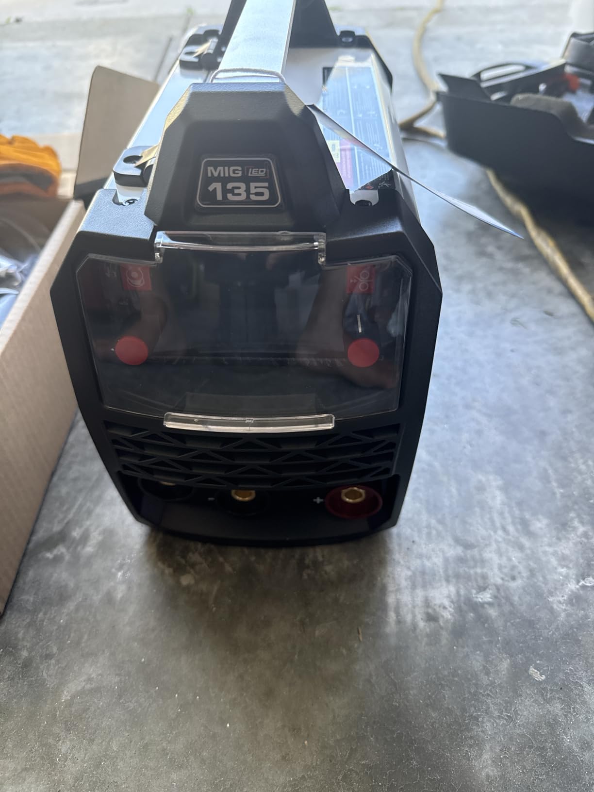 ANDELI 135A MIG Welder 110V/220V, PULSE Flux Core MIG/Lift Tig/Stick 3-in-1 Gasless MIG Welding Machine with Synergy, Large LED Display, 2T/4T Full Kit (Bonus Welding Helmet & Gloves) customer photo 1