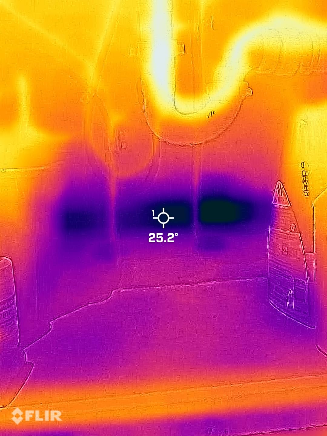 FLIR ONE - Thermal Imaging Camera for iOS Smartphones (iPhone 15 and Newer w/USB-C), 240x180 Super Resolution (80x60 Native IR) customer photo 1