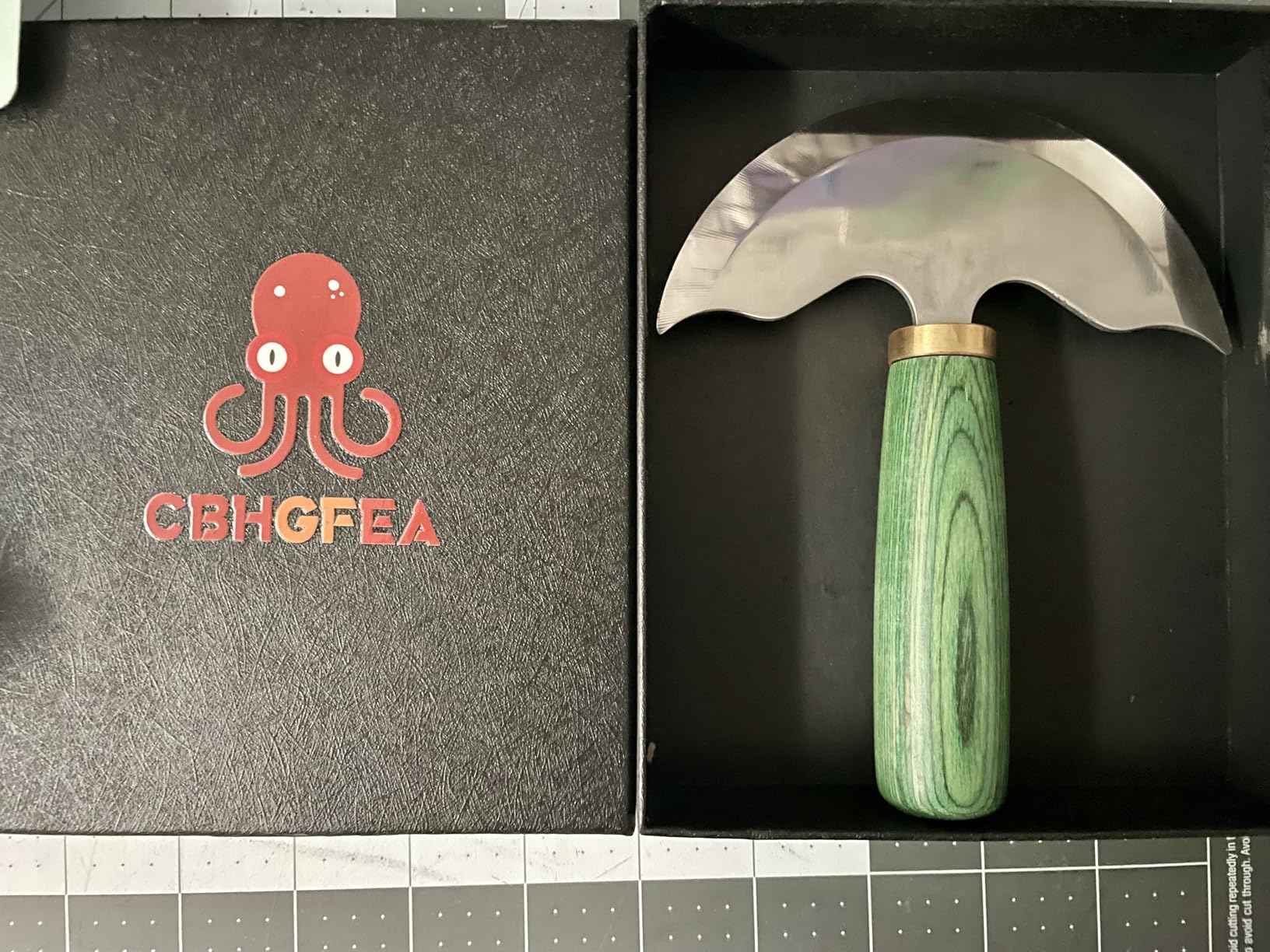 Leather Knife, Leather Round Head Knife, Cutting Round Leathercraft Tool with Green Wooden Handle for Working Cutting DIY Leathercraft (S) customer photo 1