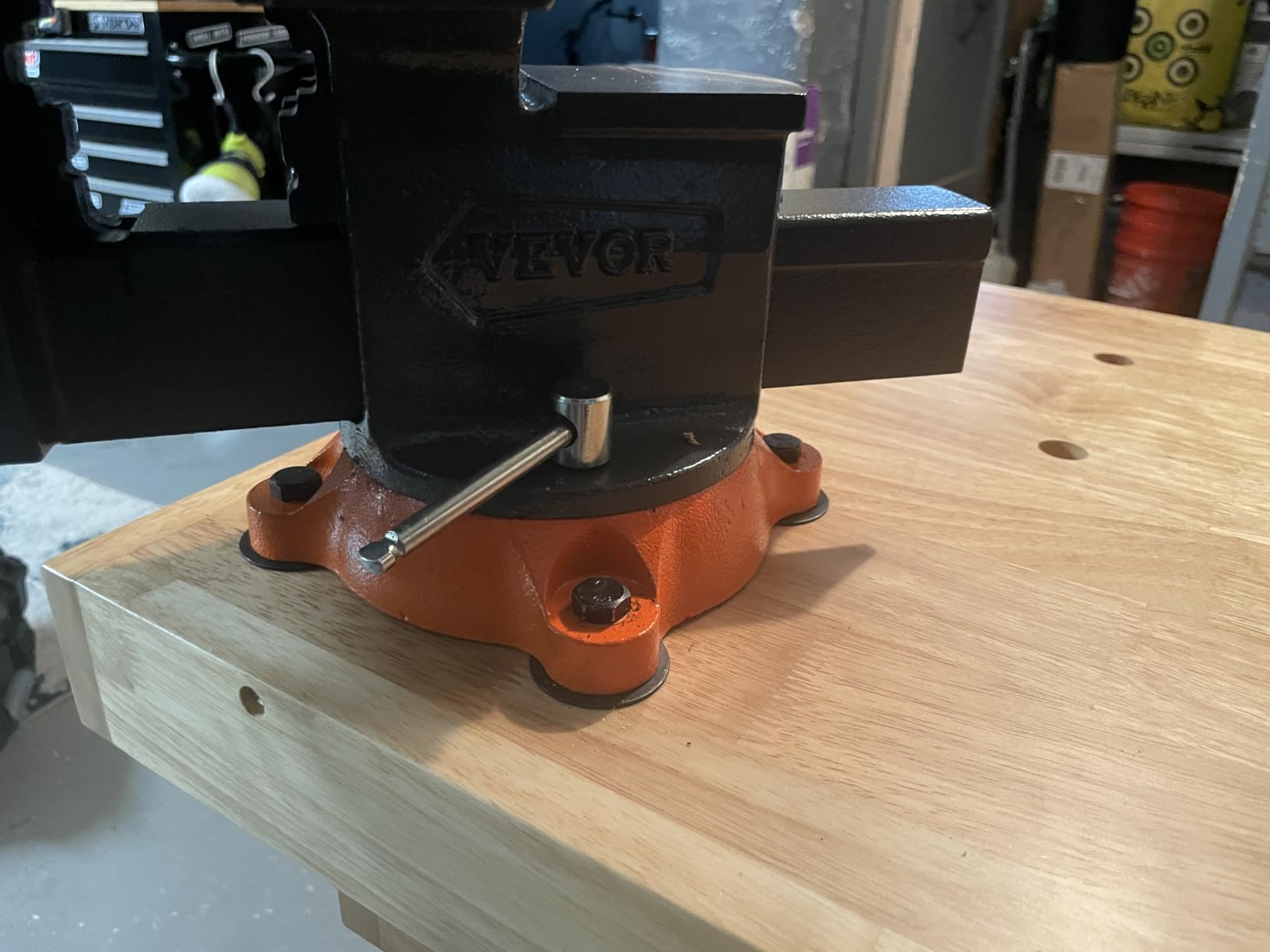 VEVOR Bench Vise, 8