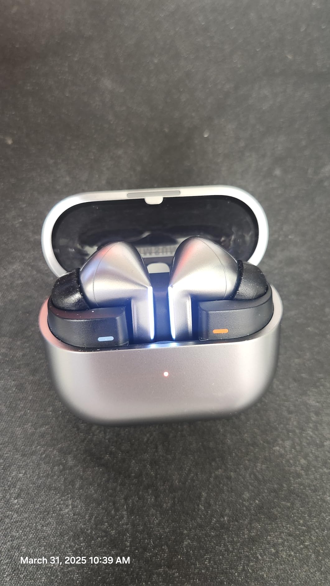 SAMSUNG Galaxy Buds Pro 3 R630 (Renewed) customer photo 2