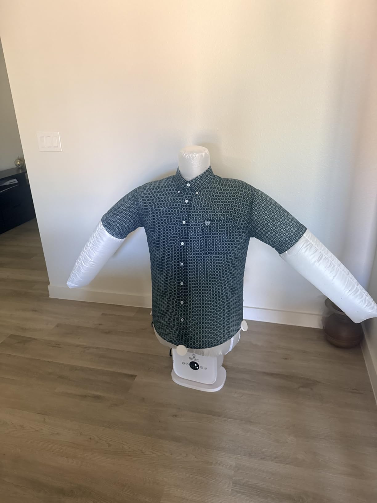 Bellairon - Original Automatic Hot Air Garment Dryer & Iron - Hands-Free Wrinkle Remover for Shirts & Pants, Designed for Reliable Everyday Use customer photo 1