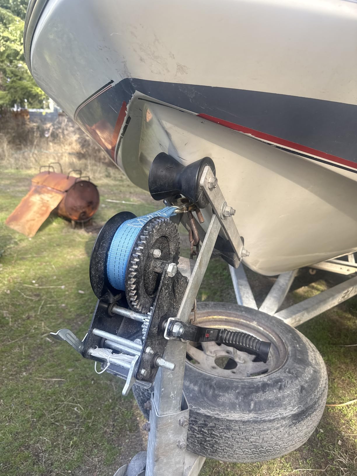 Kolvoii 3500 lbs Boat Trailer Winch with Strap, Heavy Duty Hand Winch, 2-Way Ratchet 4:1/8:1 Gear Ratio for Boat, Trailer, Marine and Jet Ski, 33FT Strap, Blue customer photo 1