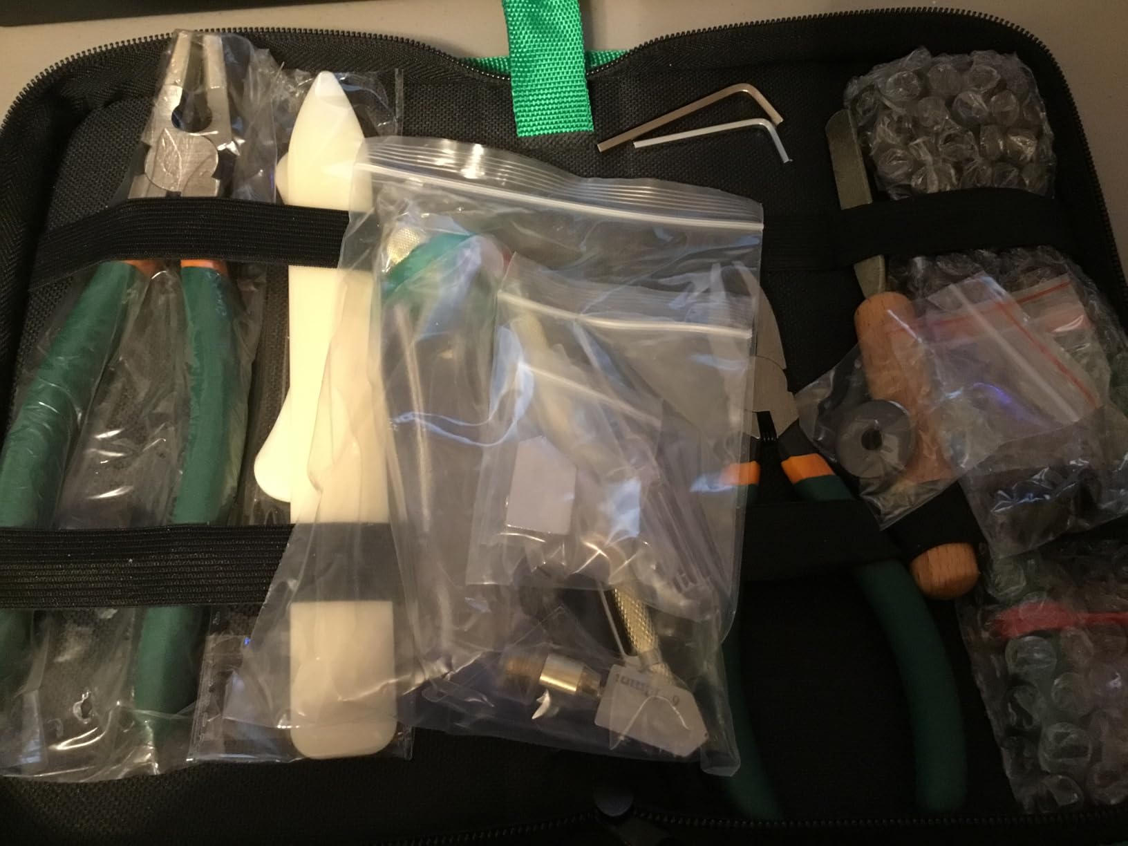 Stained Glass Kit, Stained Glass Supplies, Glass Cutters Tools, Heavy Duty Glass Running Pliers, Wheeled Glass Nippers, Breaker Grozer Pliers, Glass Cutter, for Stained Glass, Mosaics, Fusing, Breaking (7) customer photo 2