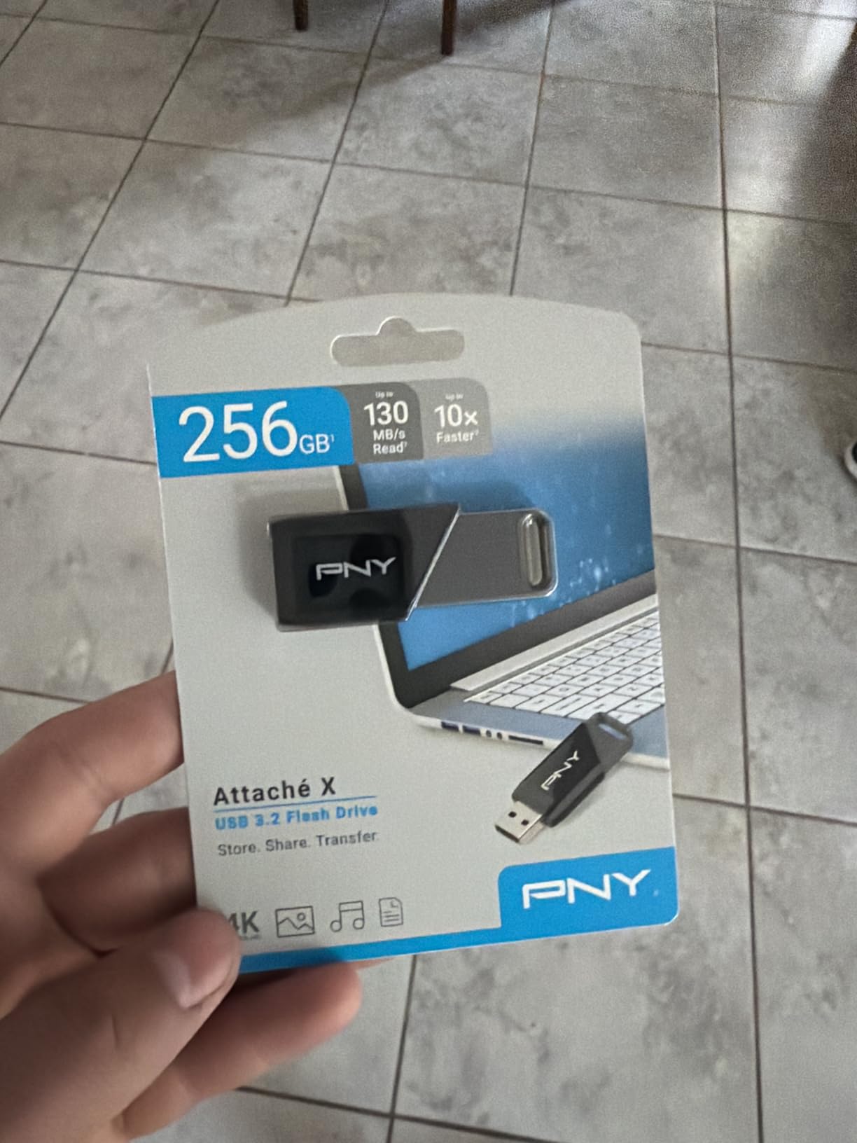 PNY 256GB Attache X USB 3.2 Gen 1 Flash Drive, Advanced Performance Up to 130MB/s Read, Type-A customer photo 1