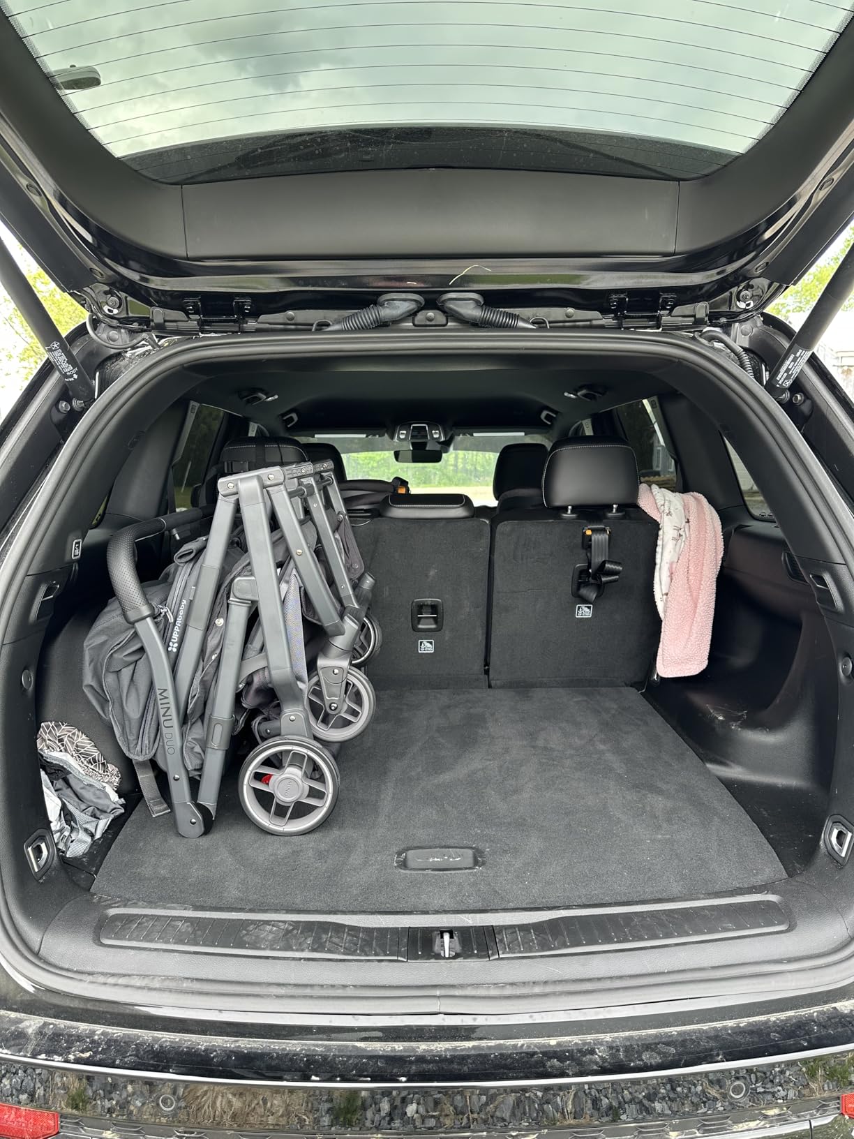 Minu Duo Side-by-Side Double Stroller - Lightweight + Compact Design for Travel - Easy Fold- From Birth to Toddler - Independent Recline -Greyson(Charcoal Mélange/Carbon Frame/Saddle Leather) customer photo 1